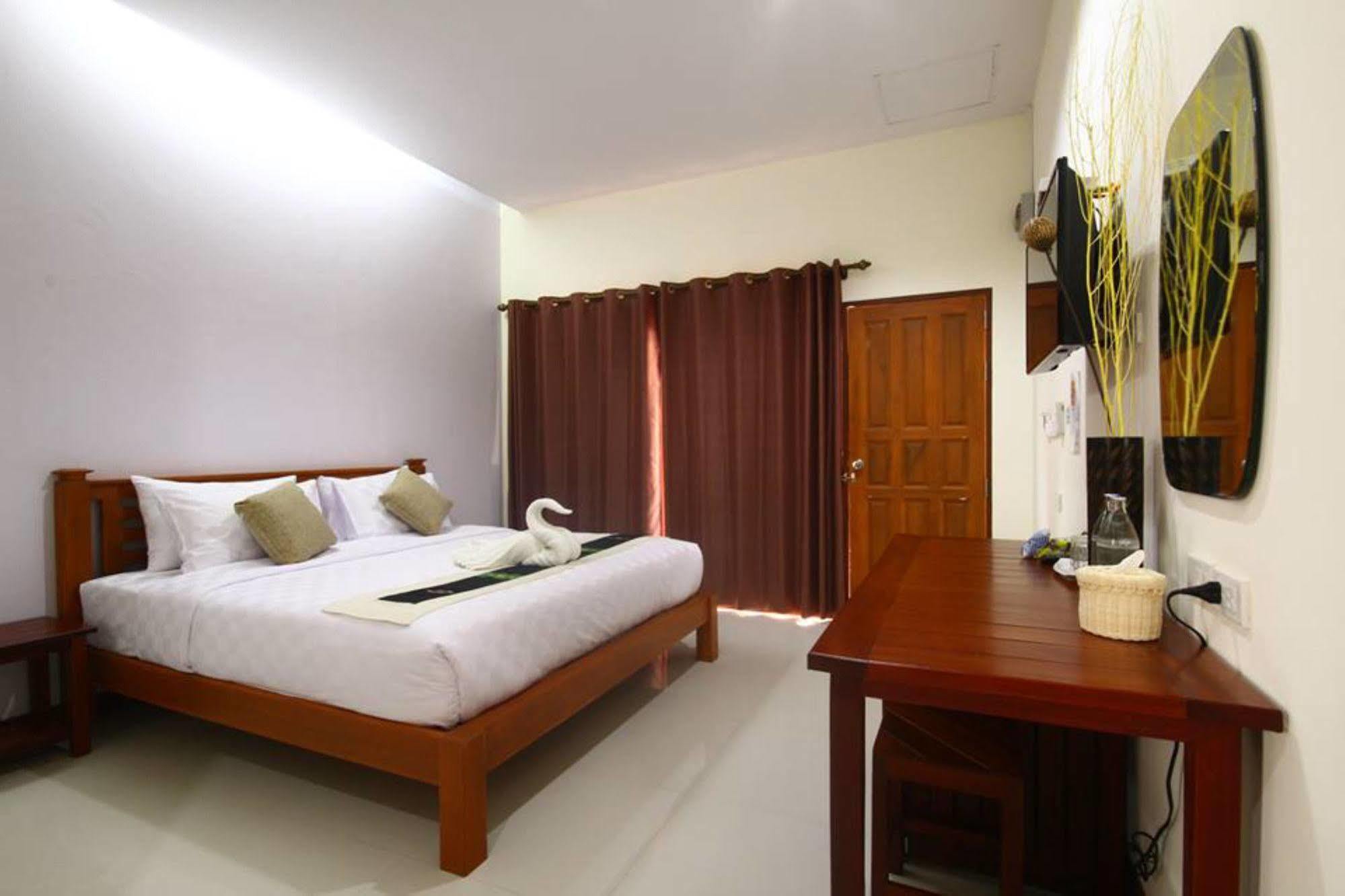 Hotel Juntima Boutique 3*