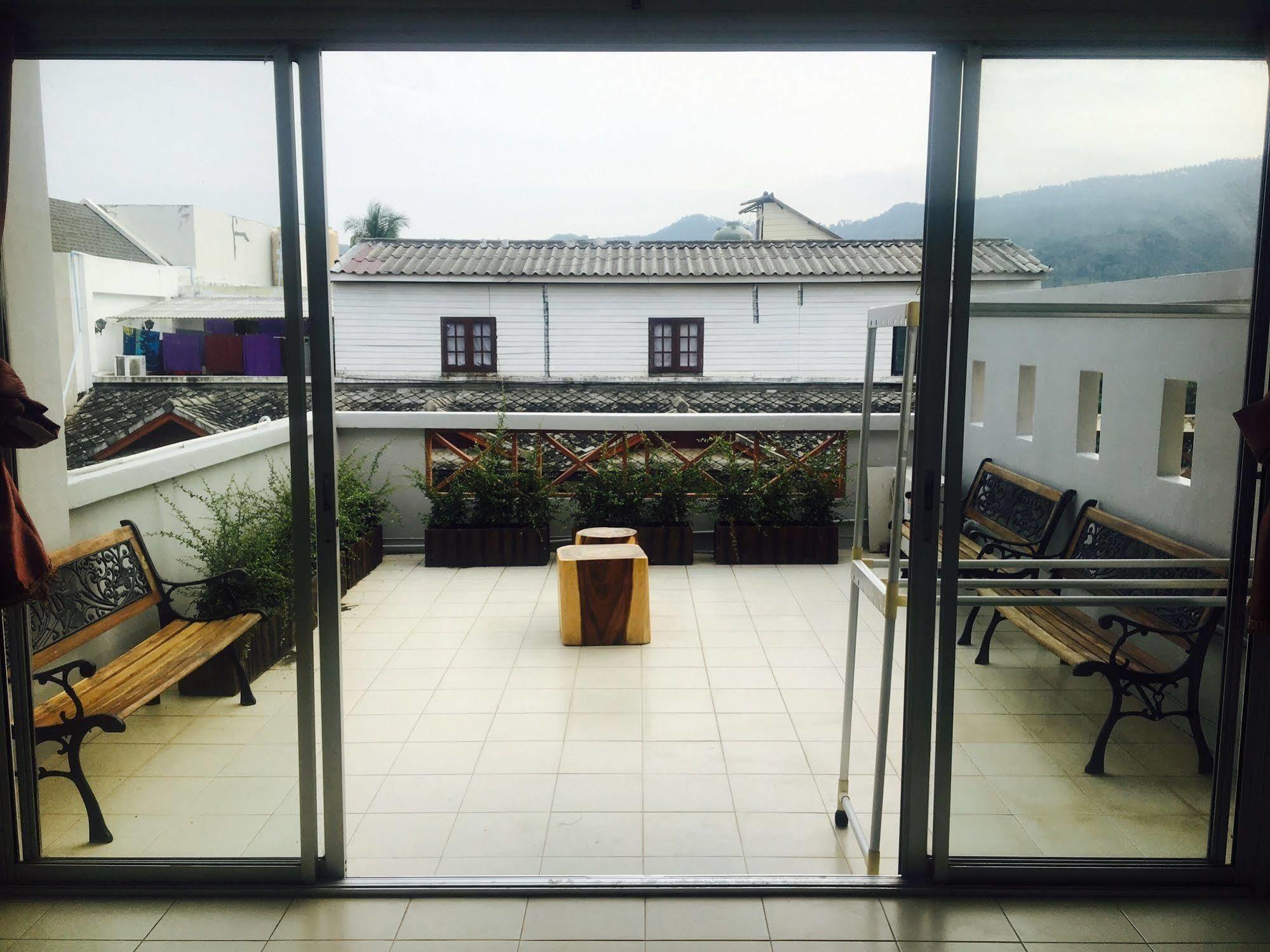 Dd & Backpacker Hostel