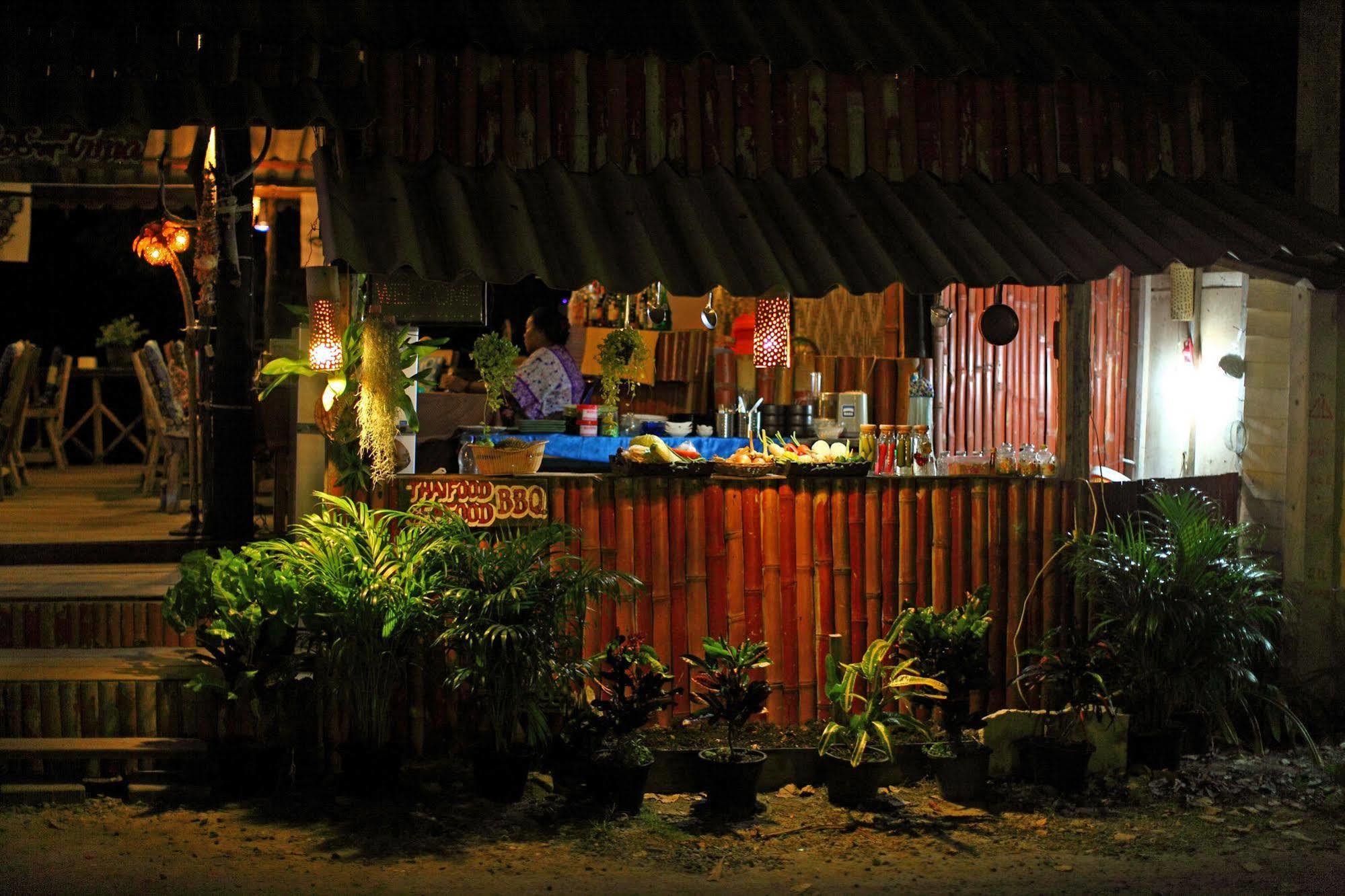 Pp Red Tuna Hut 2* Phi Phi Don