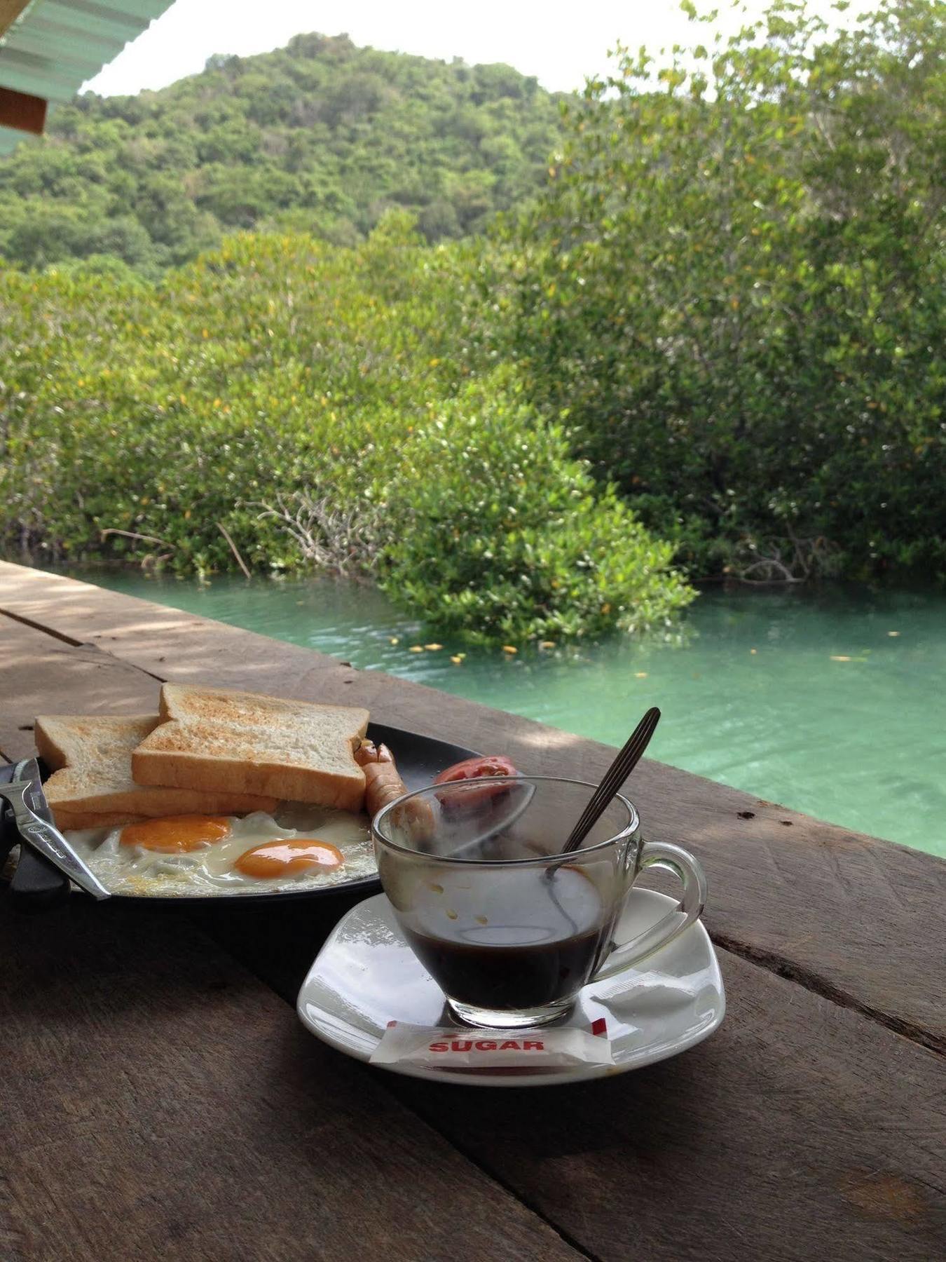 Pp Red Tuna Hut Resort 2*