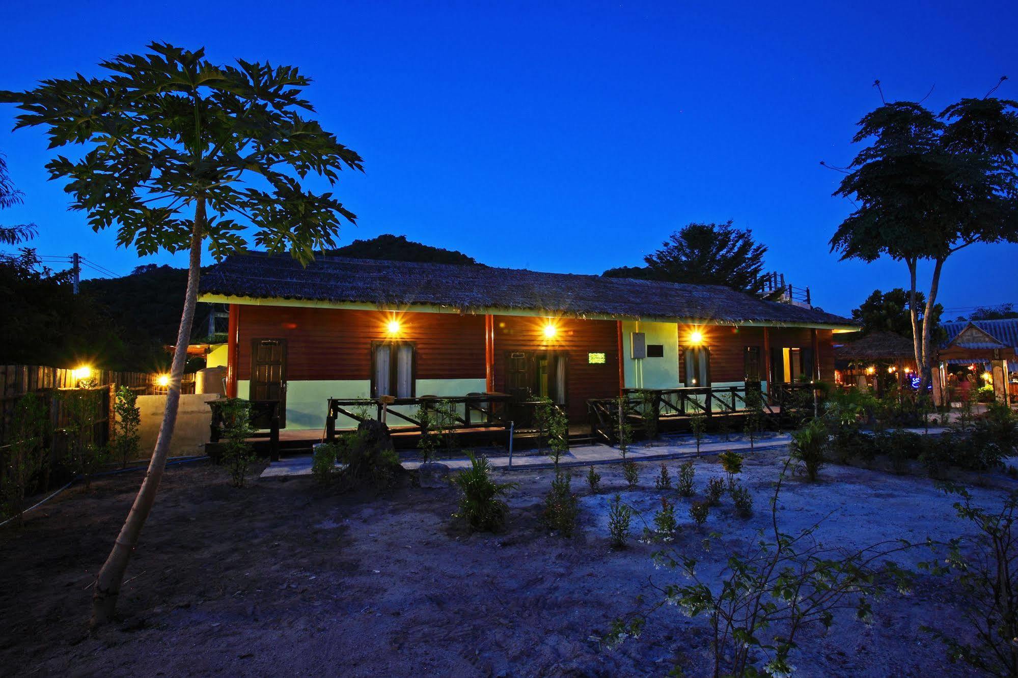 Pp Red Tuna Hut Phi Phi Don