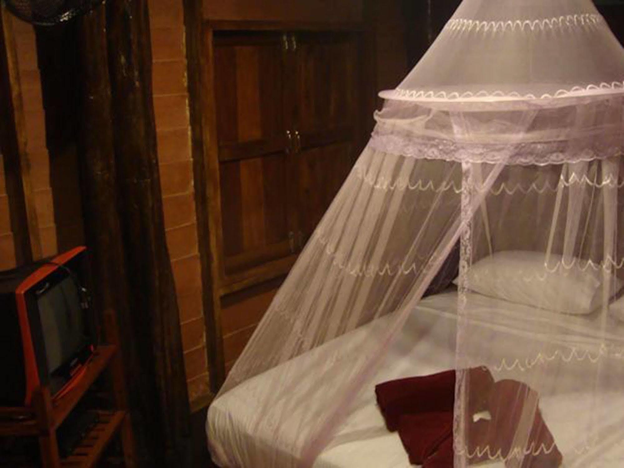 Khao Sok Silver Cliff