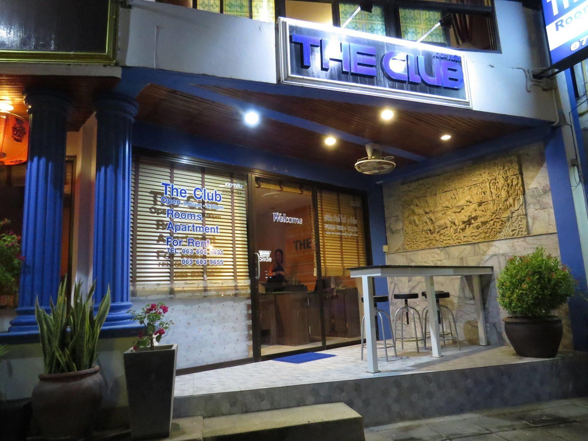 Club Near The By Plh Phuket *