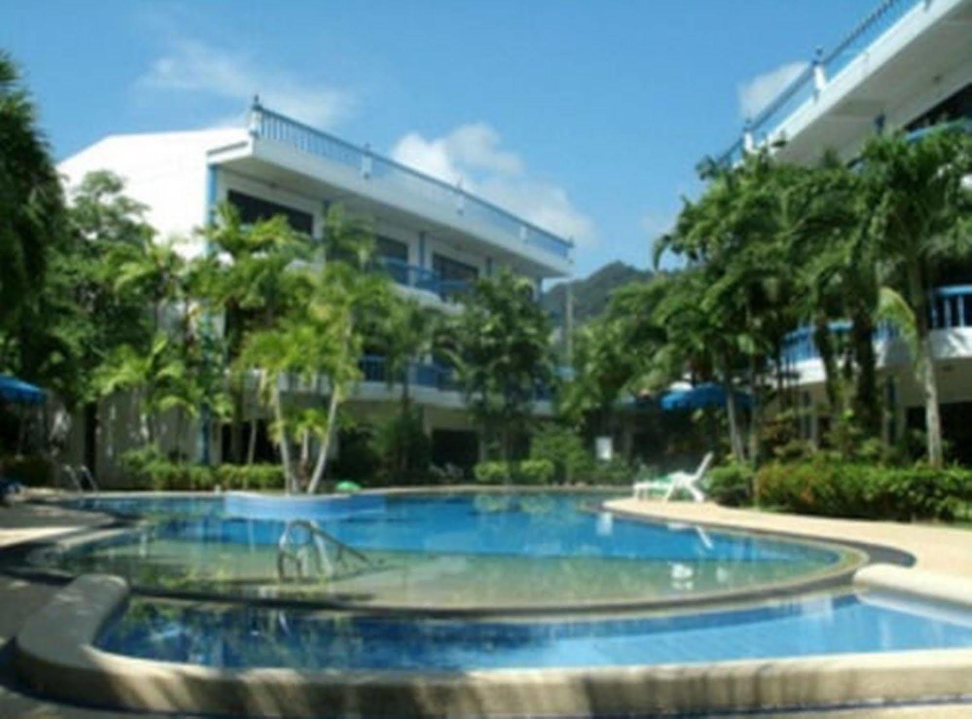 Club Near The By Plh Phuket Apartment *