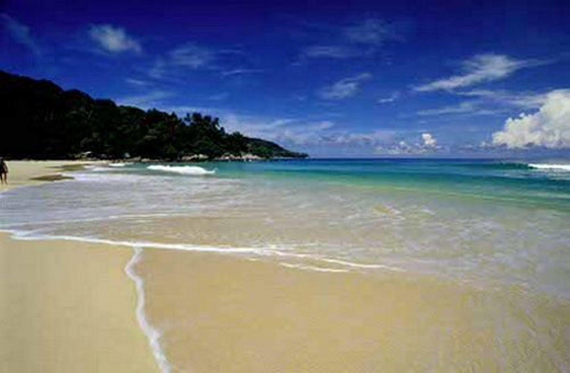 Club Near The By Plh Phuket Apartment *