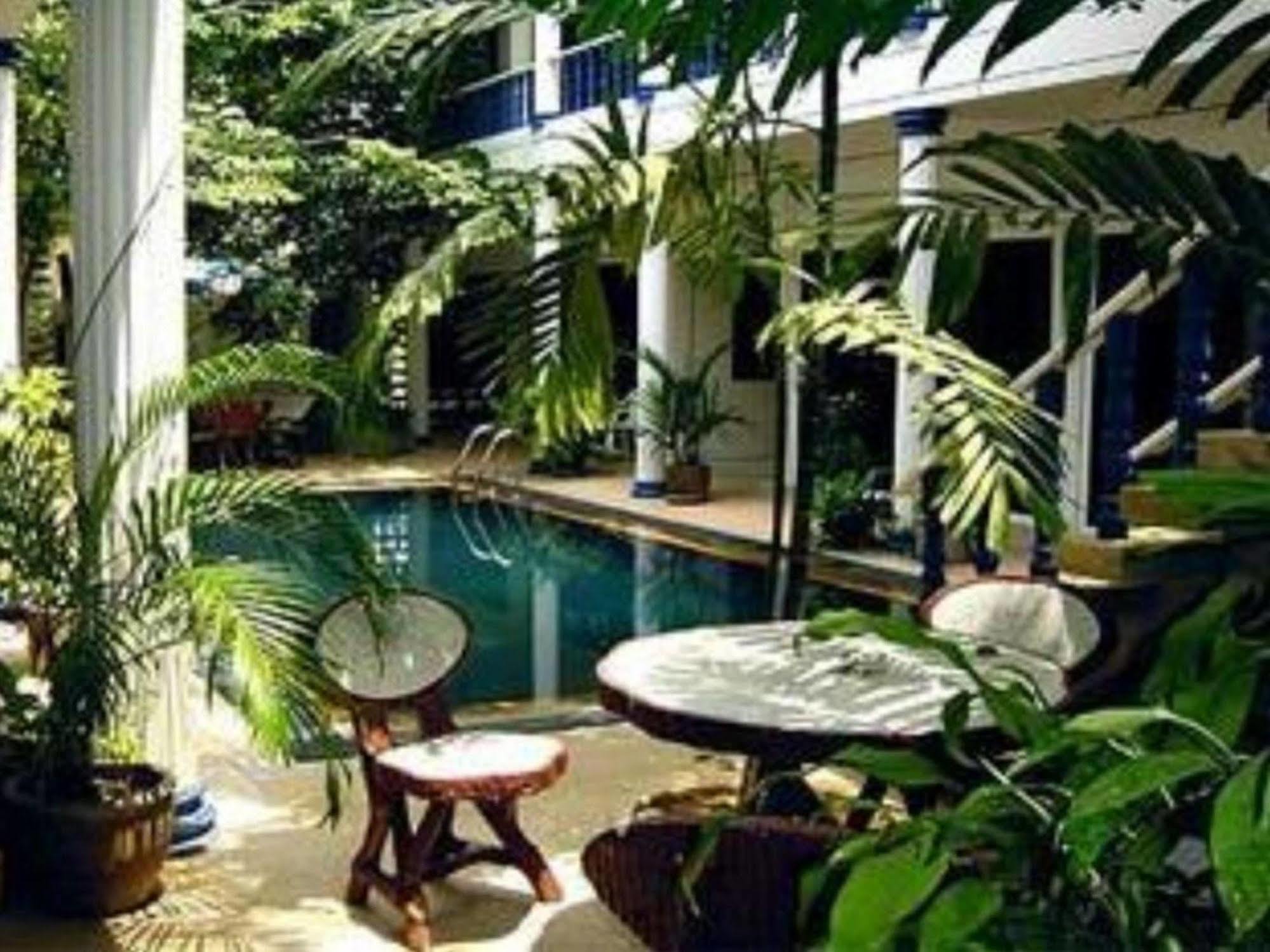 Apartment Club Near The By Plh Phuket *