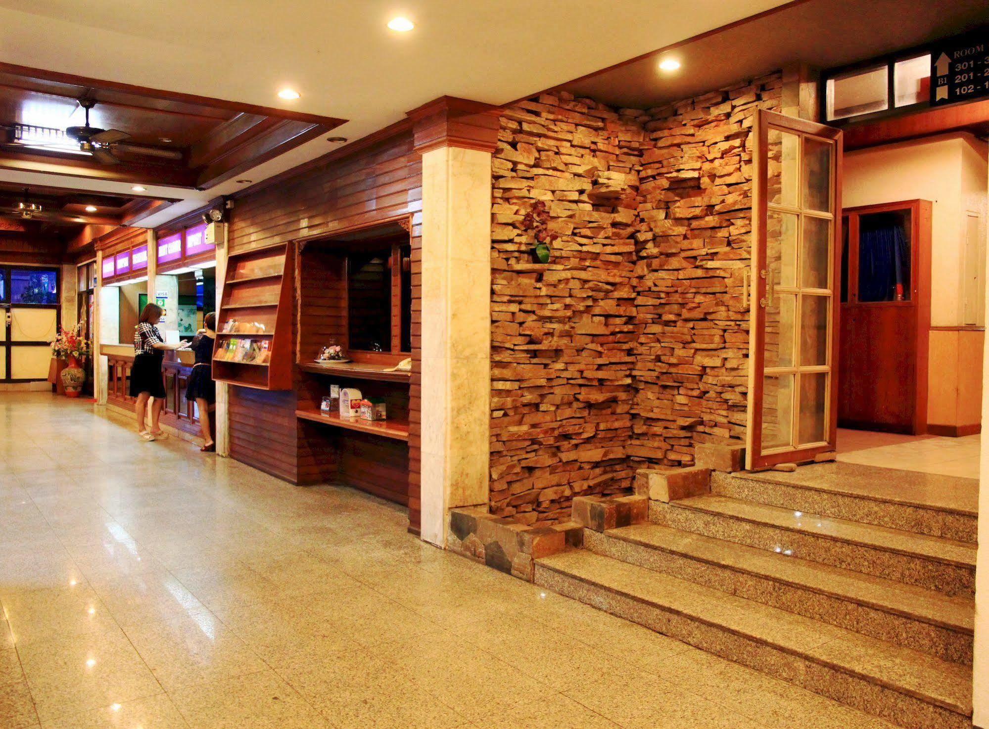 Seashore Hotel 3*