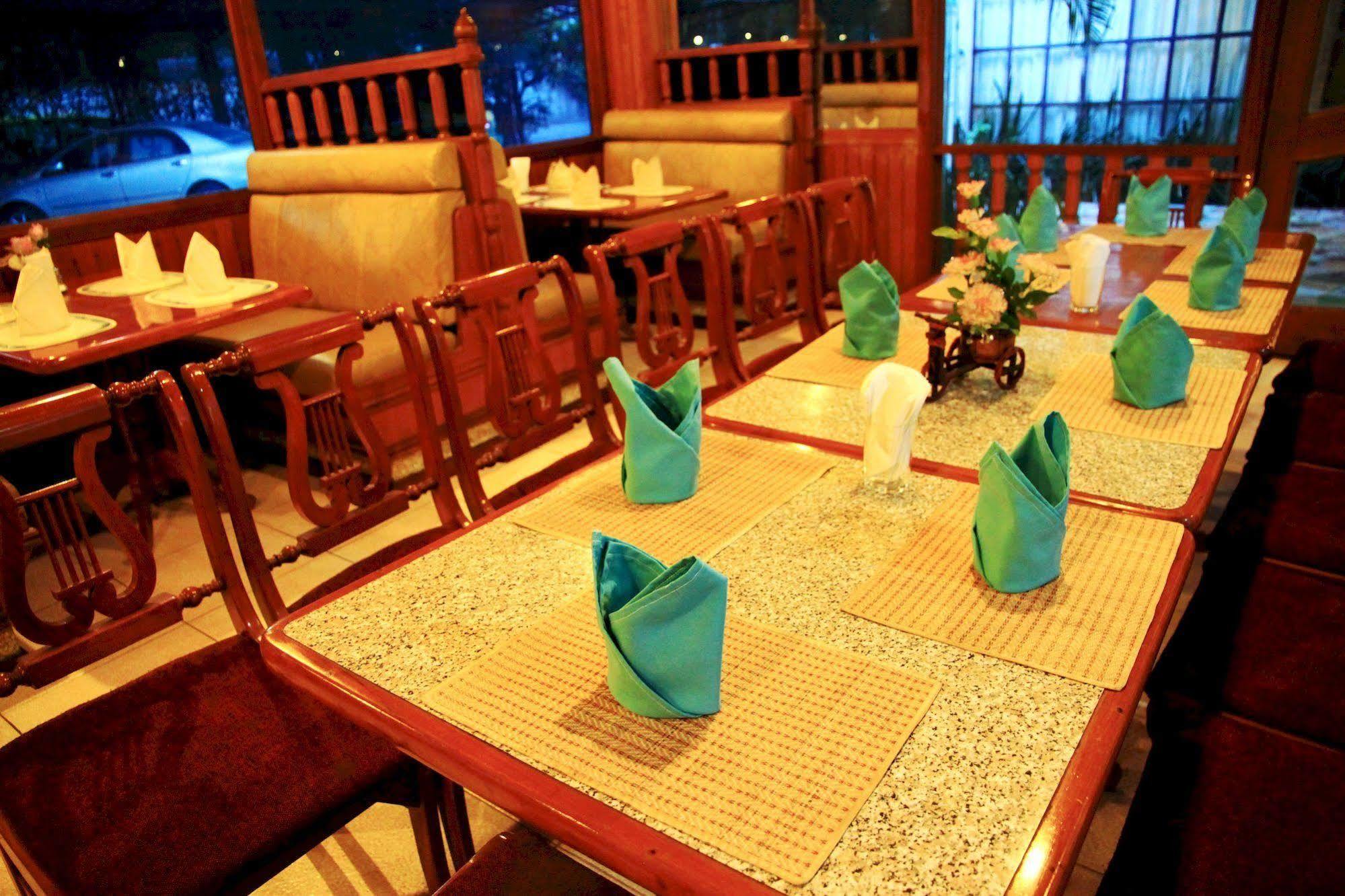 Hotel Seashore 3*
