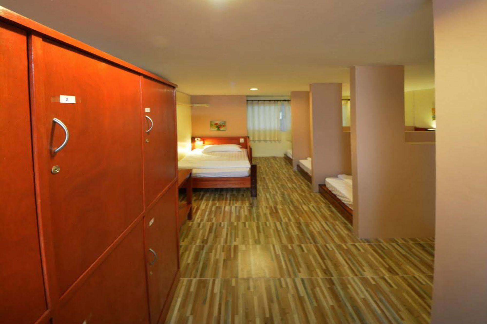 Phangan Barsay Hostel Thongsala