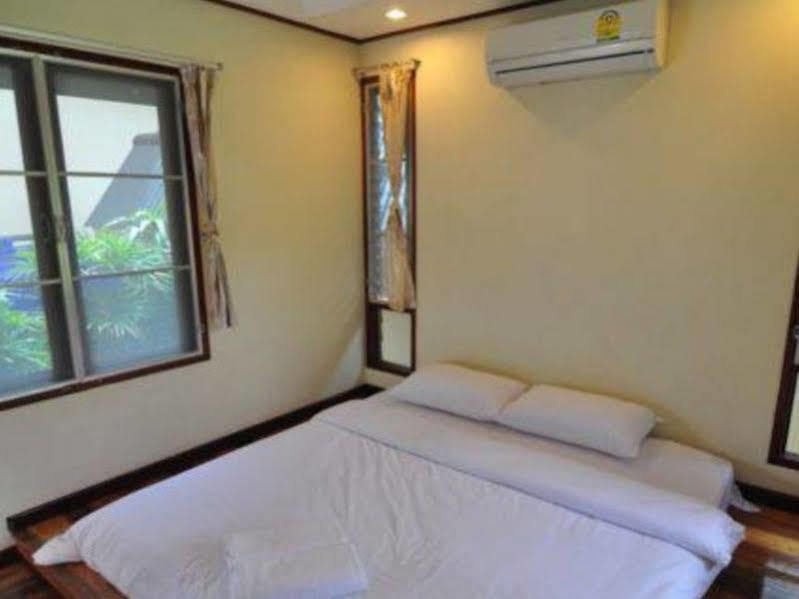 Resort Baan Pun Sook Chao Lao Beach