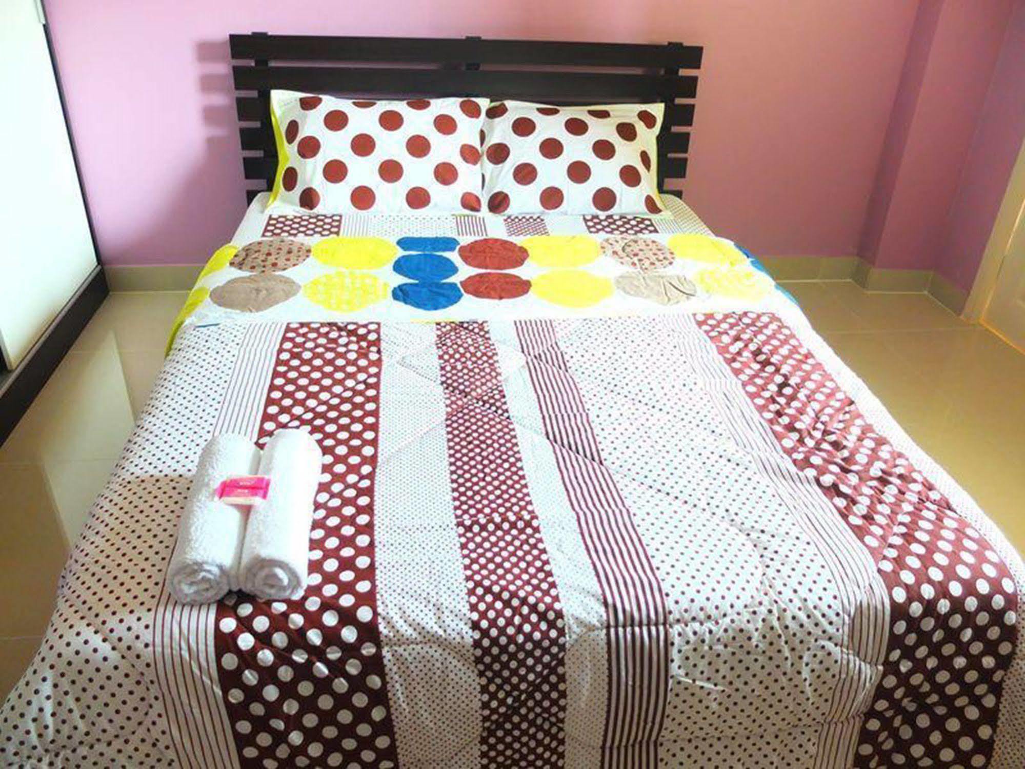 Wongsaisiri Townhome 2*