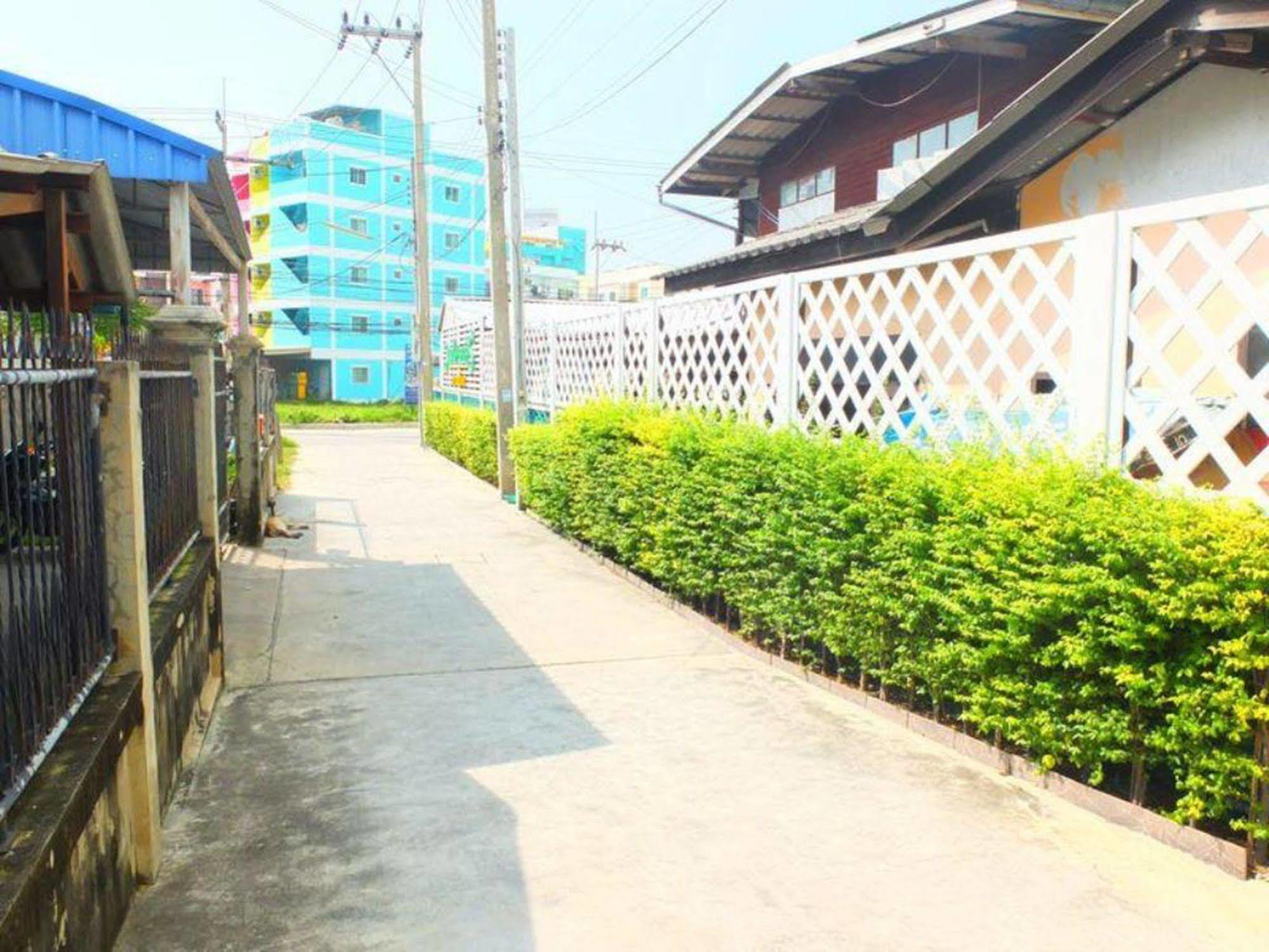 Hotel Wongsaisiri Townhome 2*