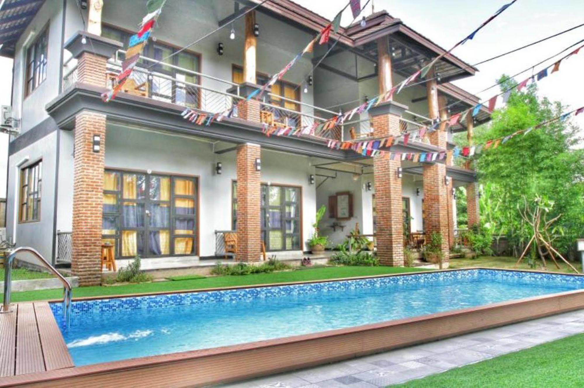 Above The Sea Maesariang Guest house Mae Sariang