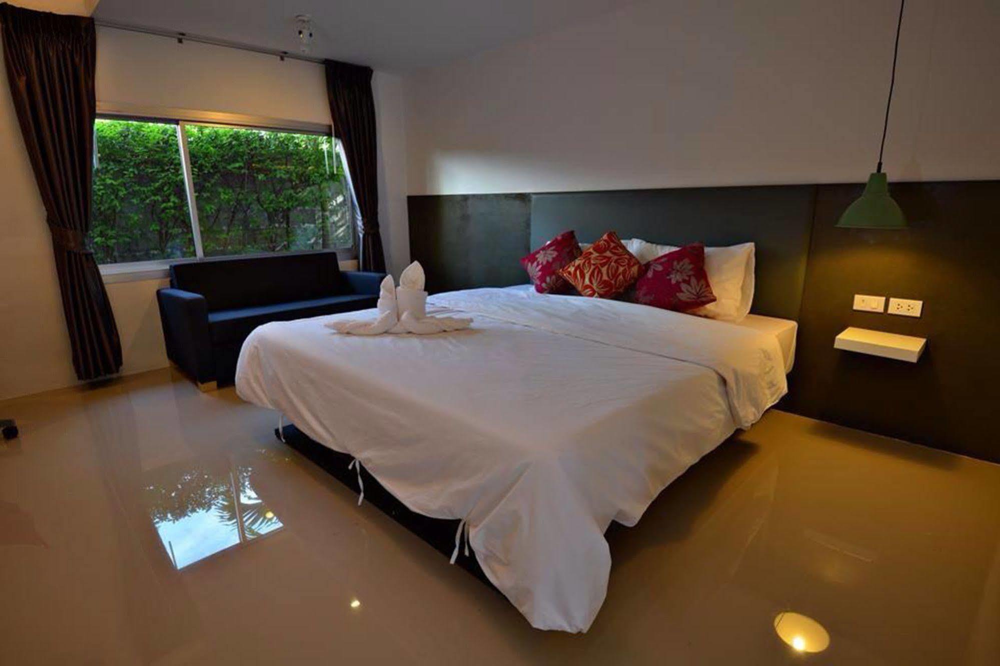 Sabye D At Surat Hotel Surat Thani