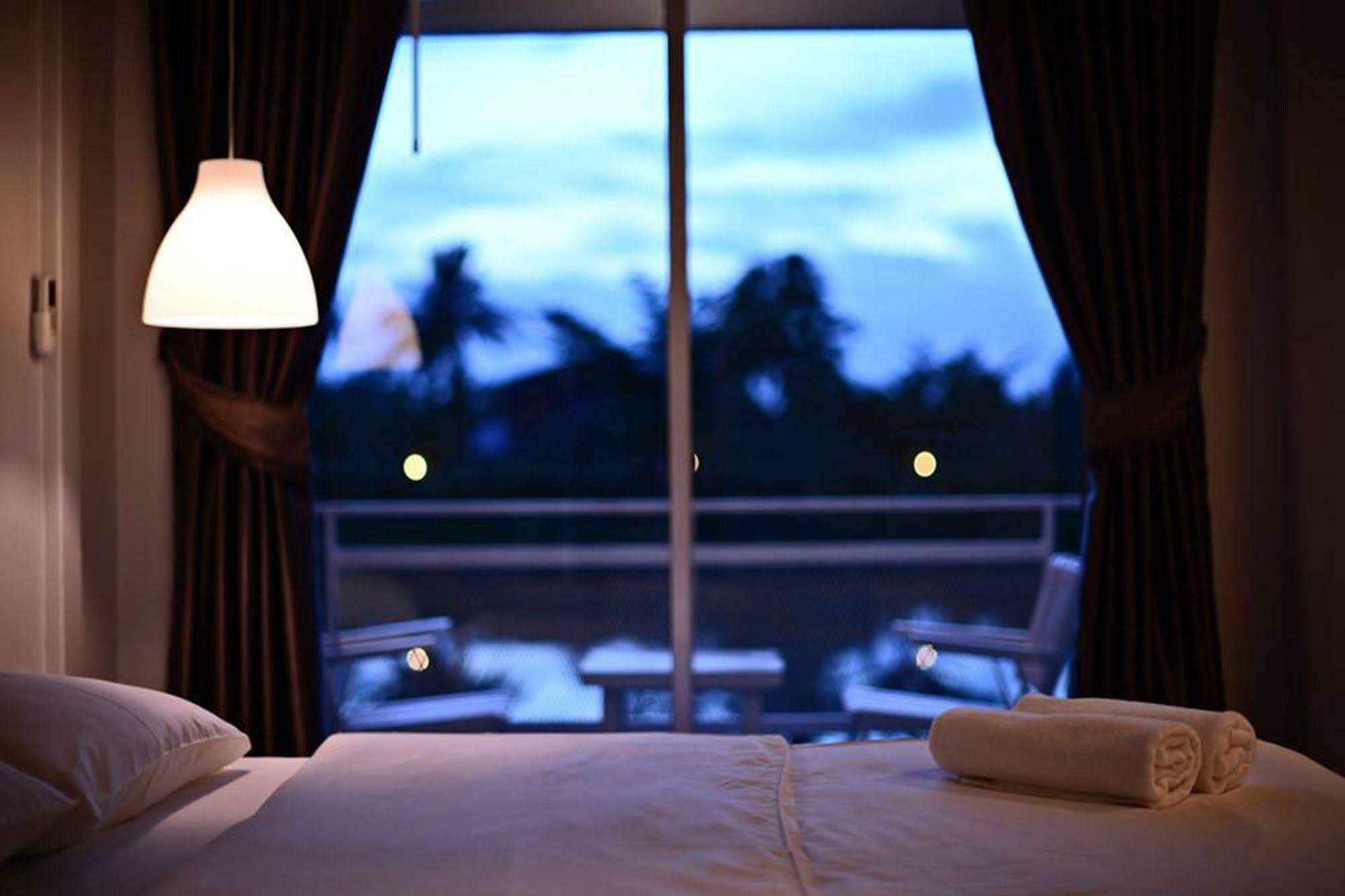 Hotel Sabye D At Surat 3*