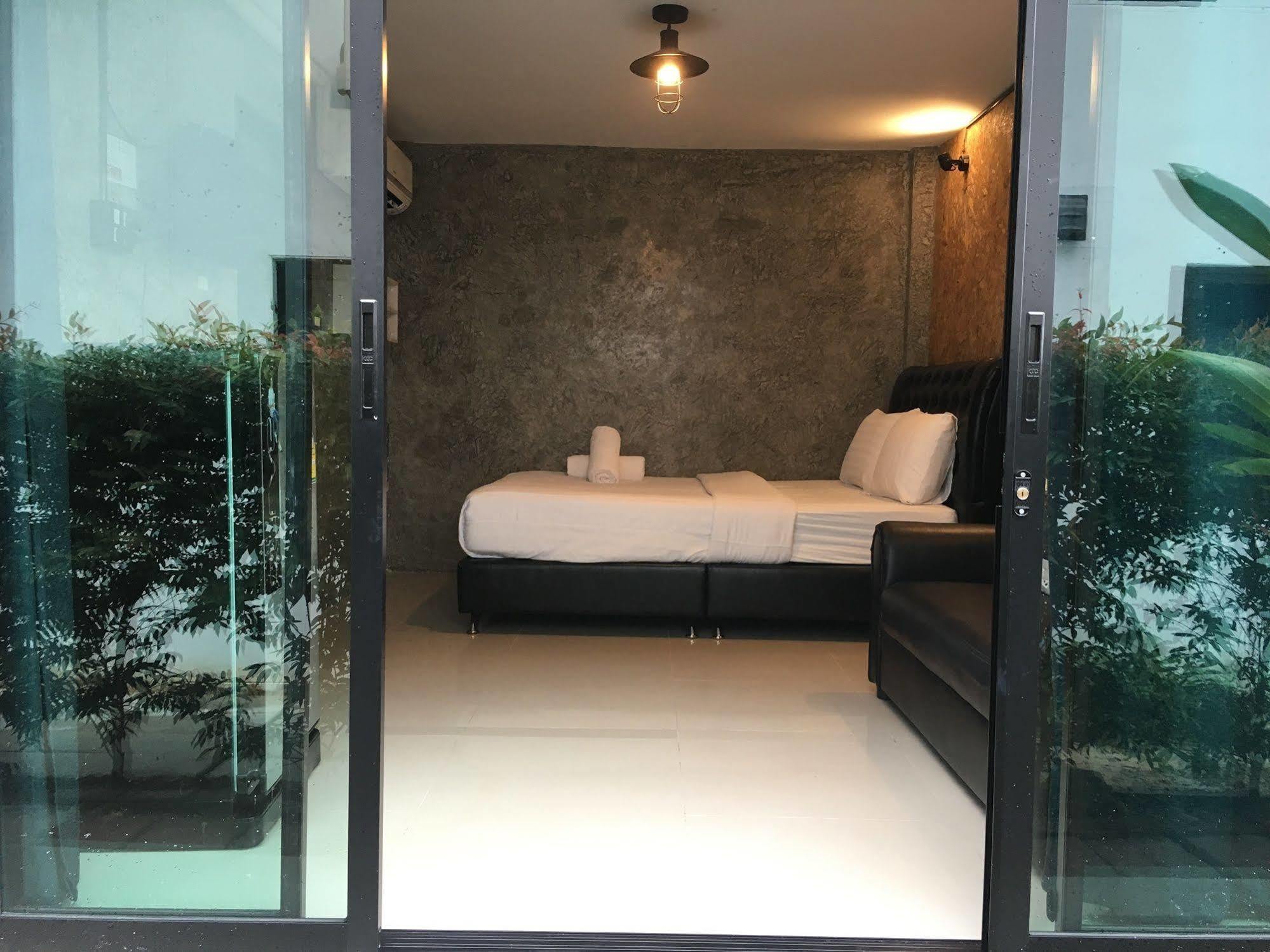 Samed Chill House Hotel 2*