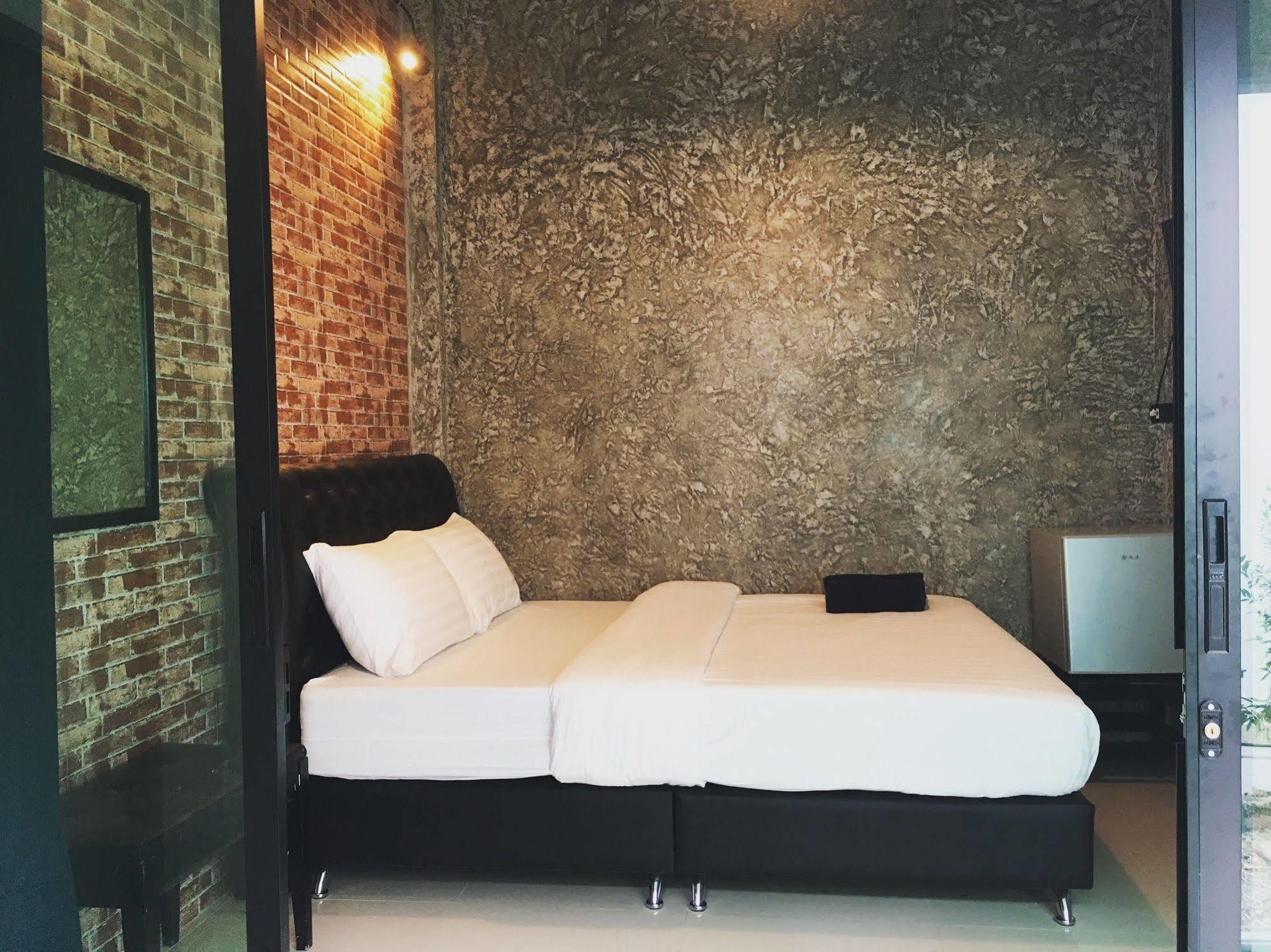 Samed Chill House Hotel