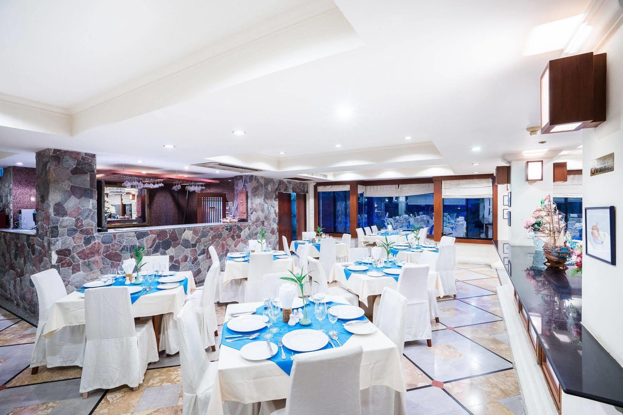 Horseshoe Point Pattaya Resort 4*
