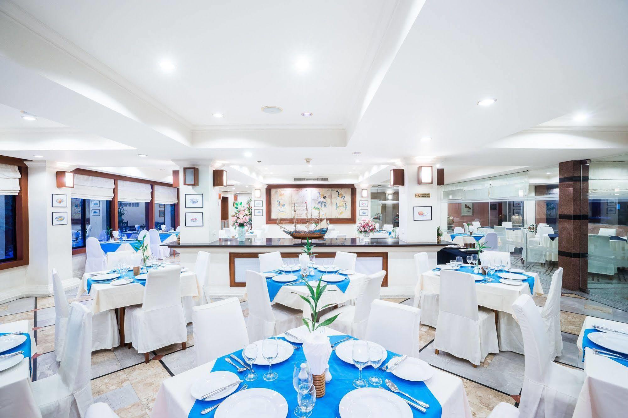 Horseshoe Point Pattaya 4*