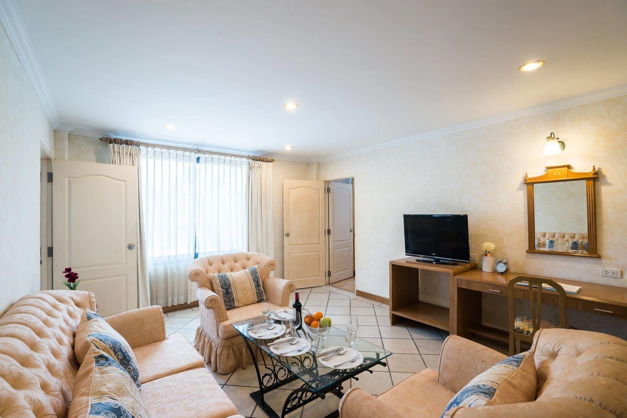 Horseshoe Point Pattaya 4*