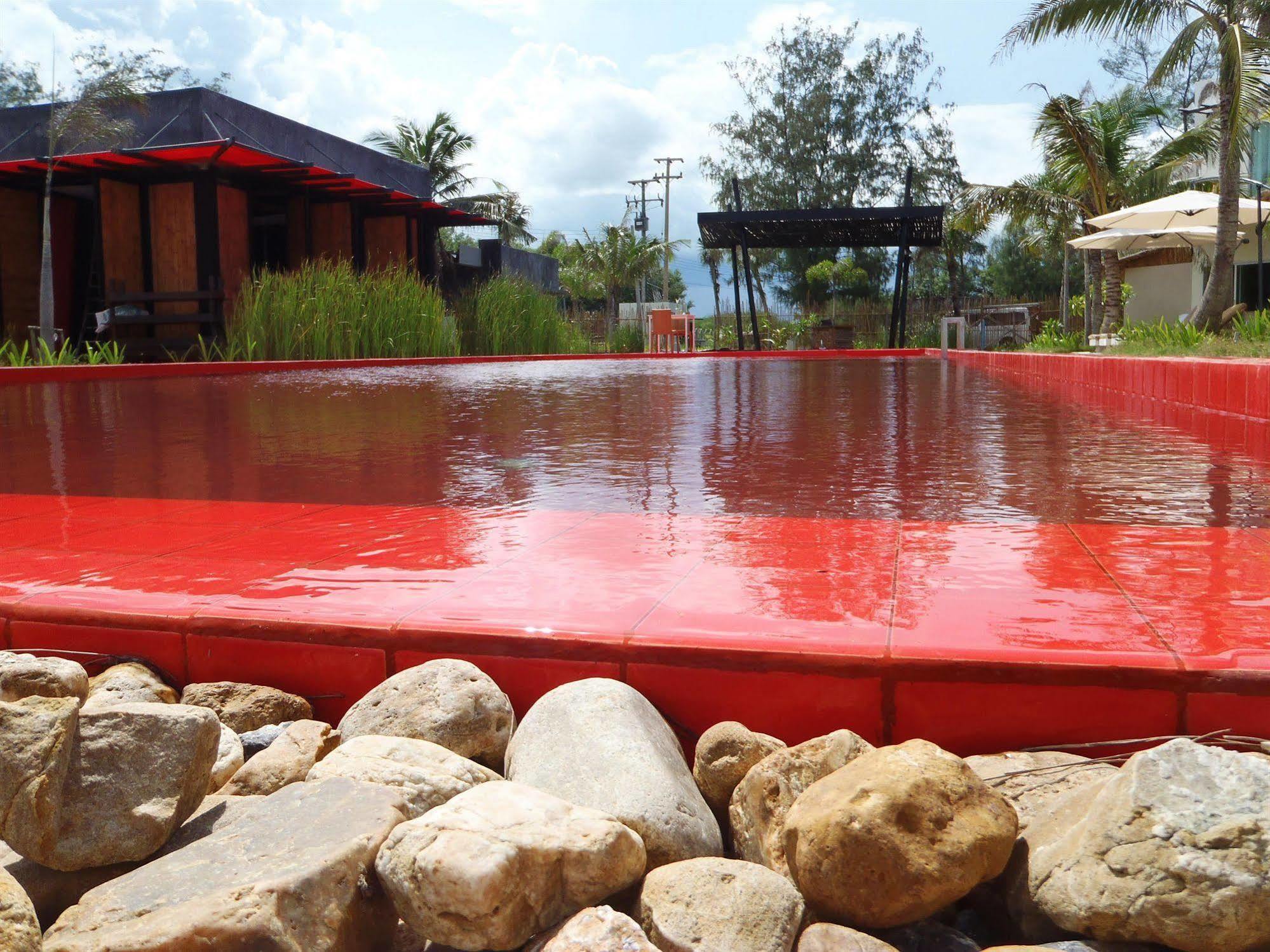 Red Z The Ocean Resort