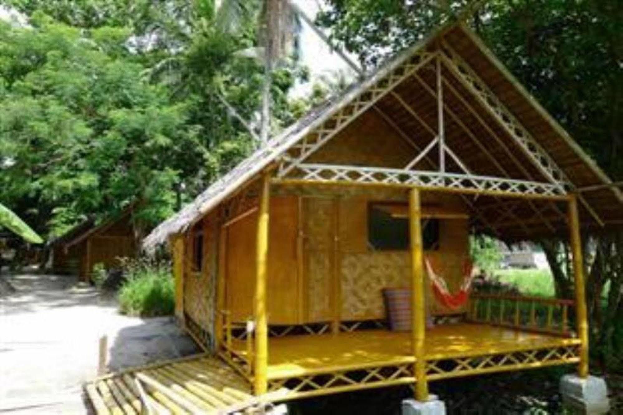 Lipe Resort Hotel
