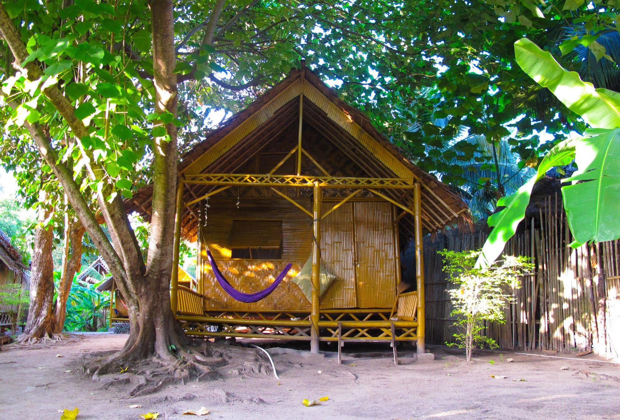 Lipe Resort Hotel 3*