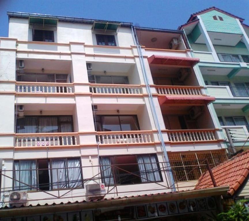 Bayleaves Guest house 2*