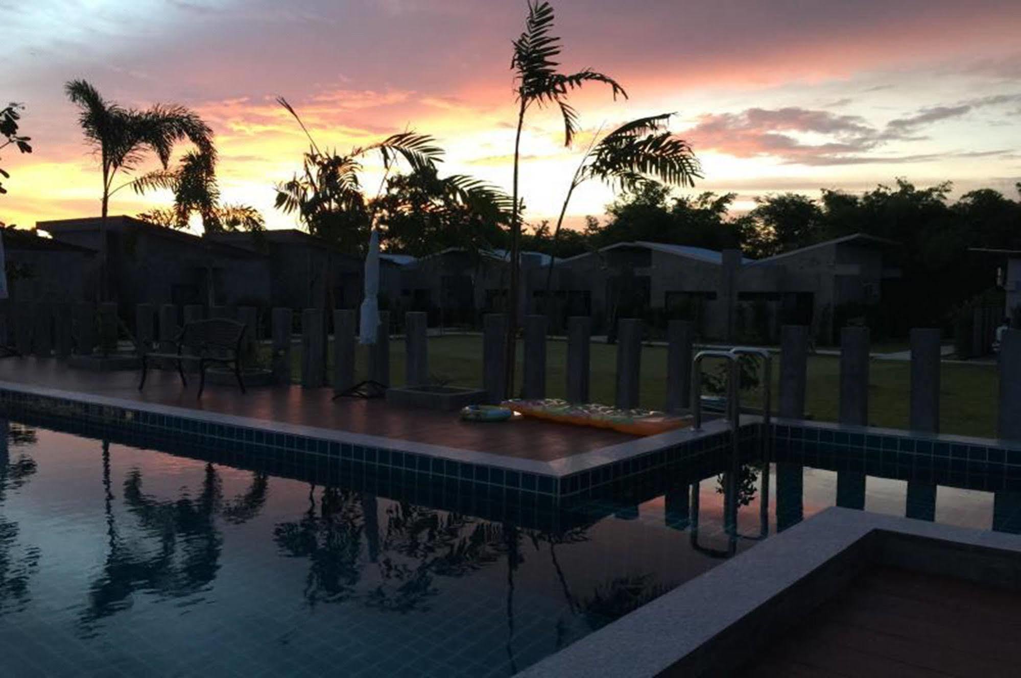 Baanwaan Resort 3*