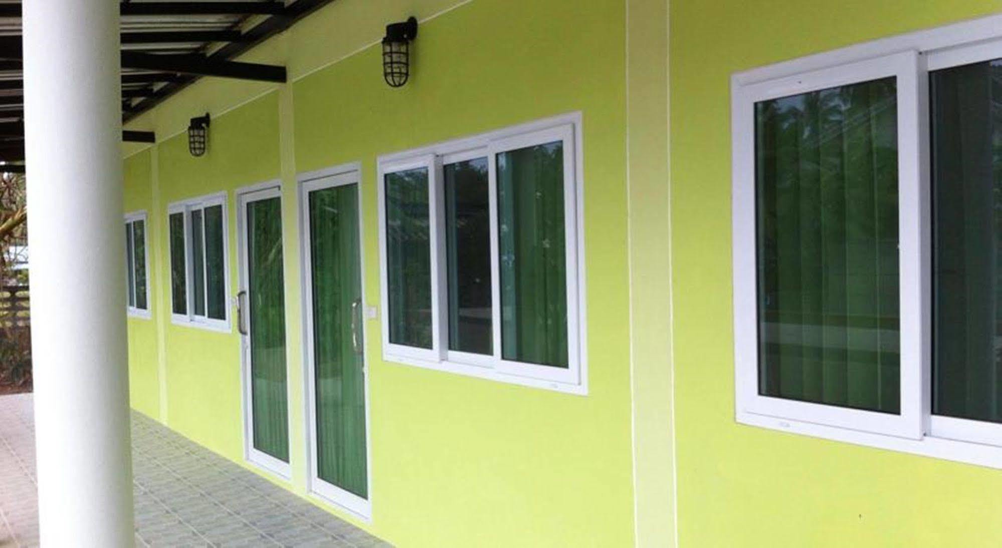 Hostel Subsavet Village