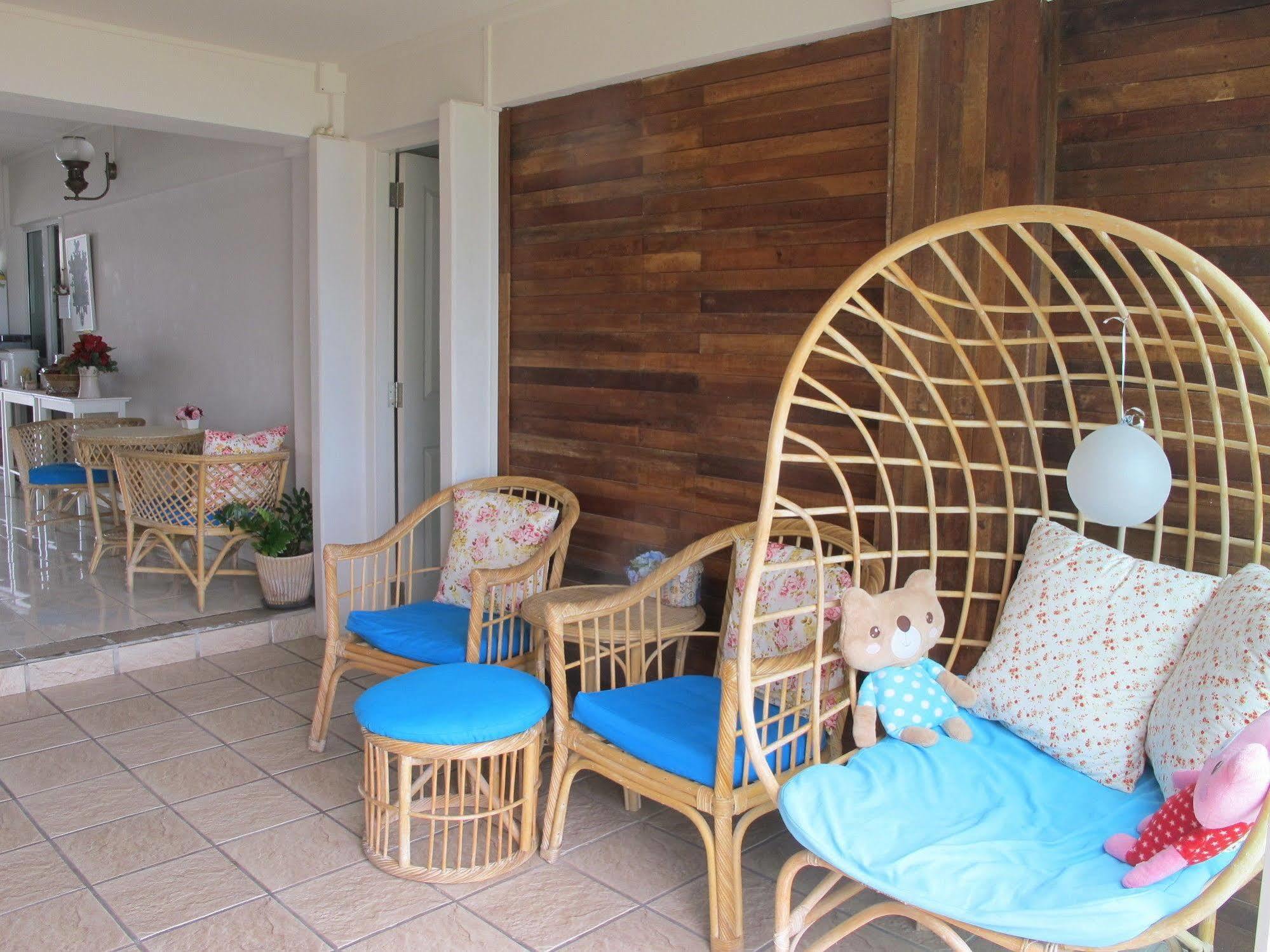 Baan By The Sea *