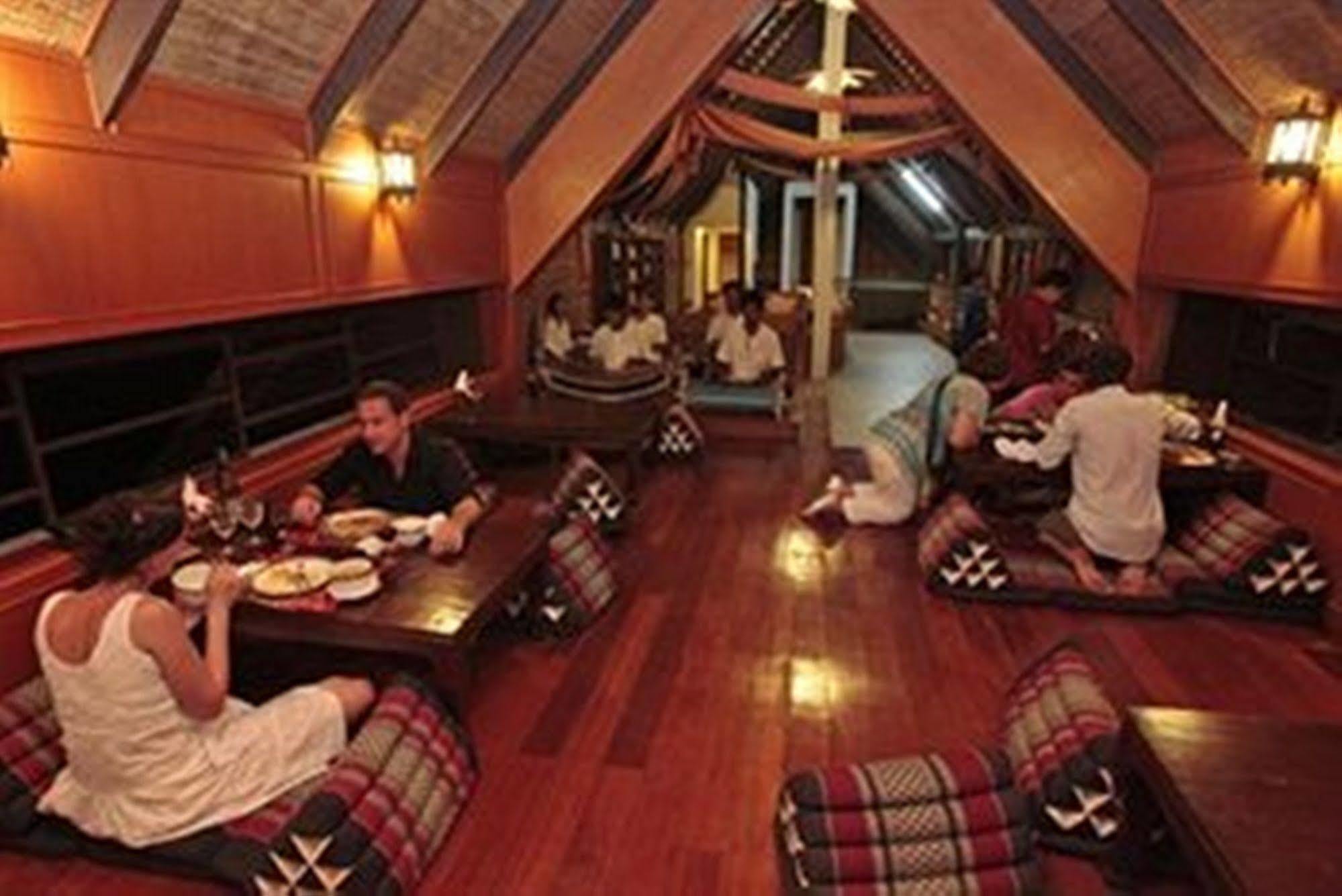Coral Bangsaphan Resort Bang Saphan