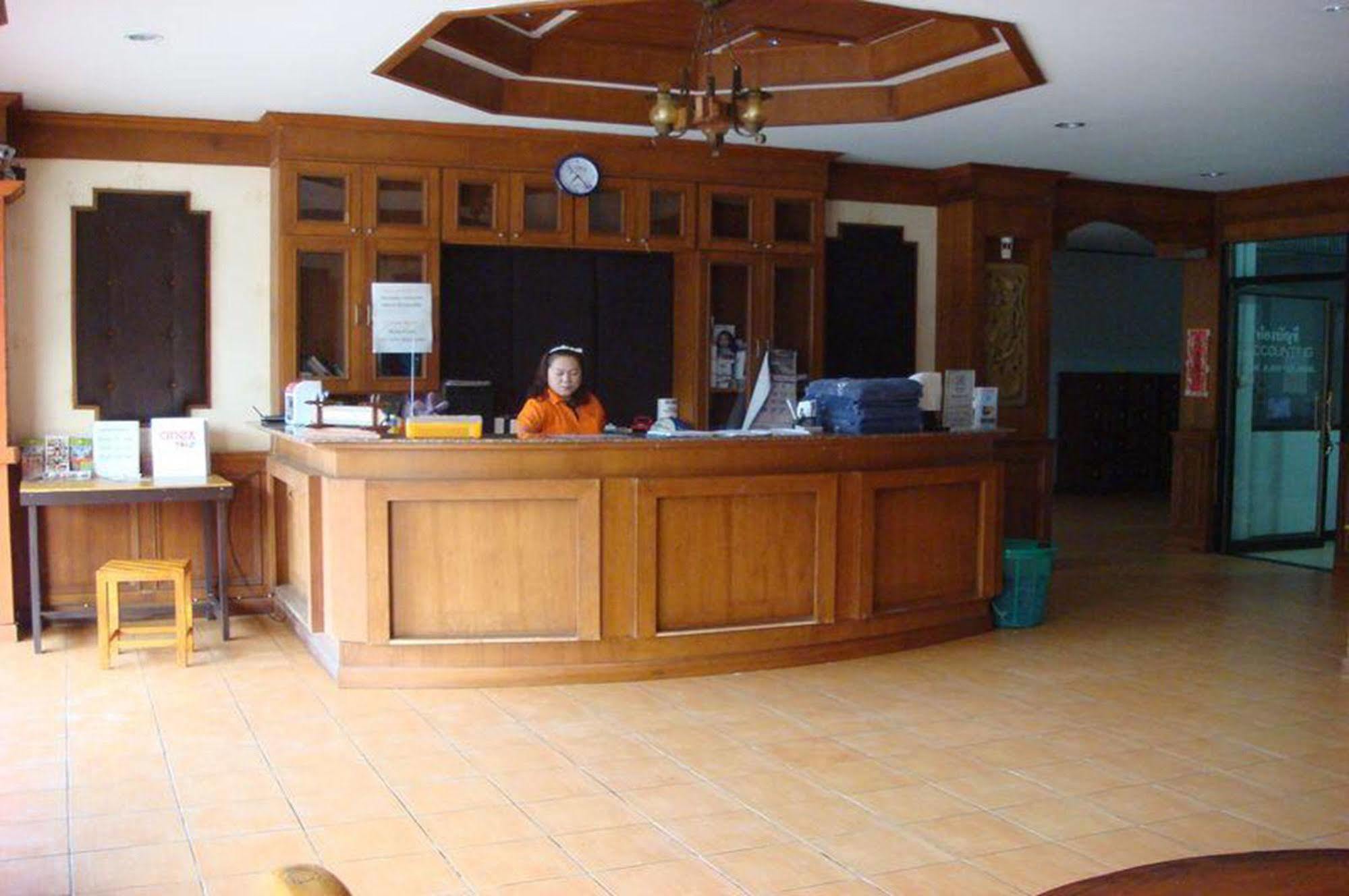 V.j. Koh Chang Aparthotel