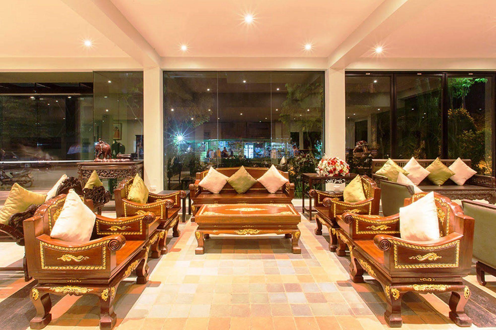 Hotel A 1 3*