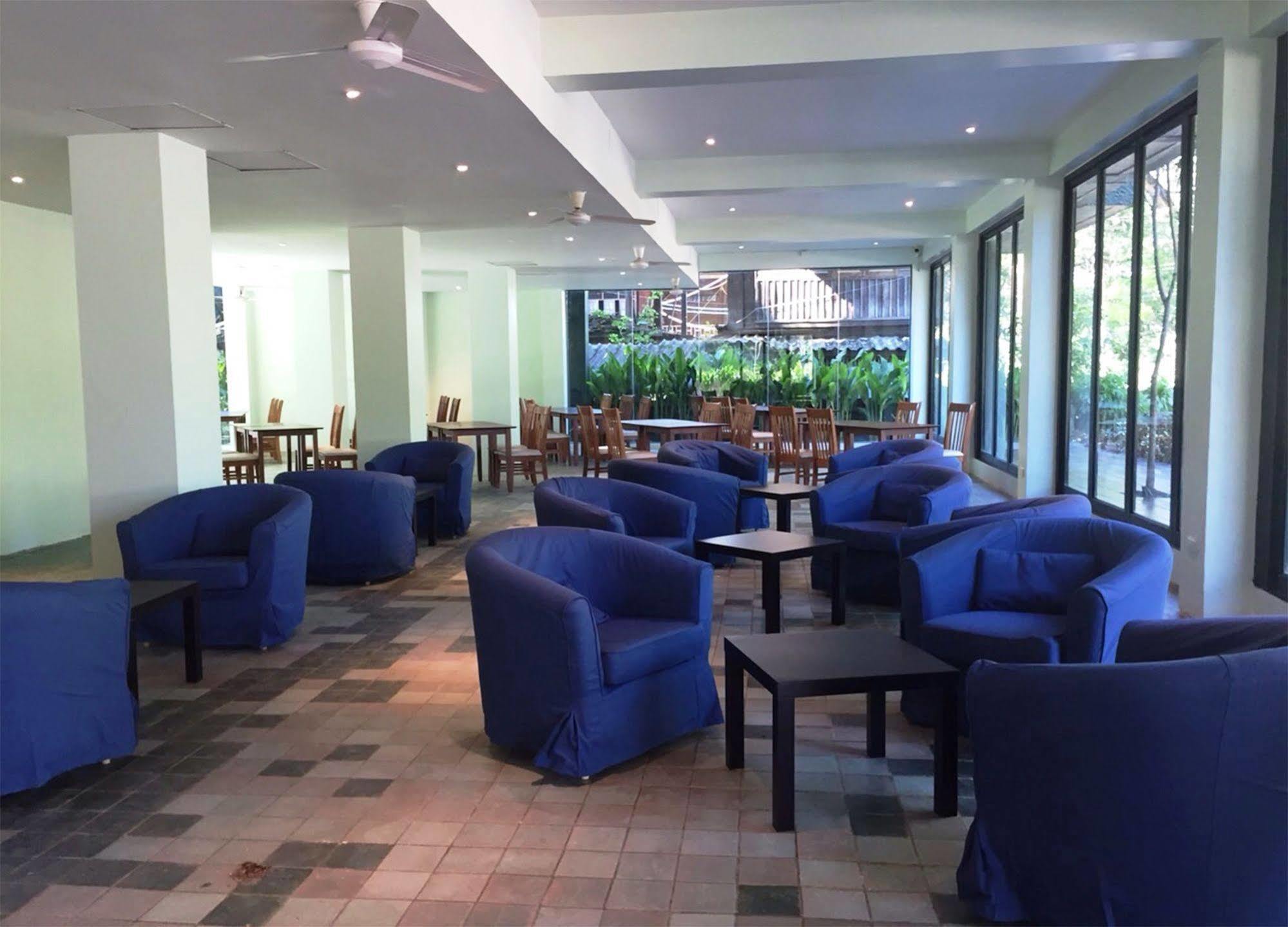 Hotel A 1 3*