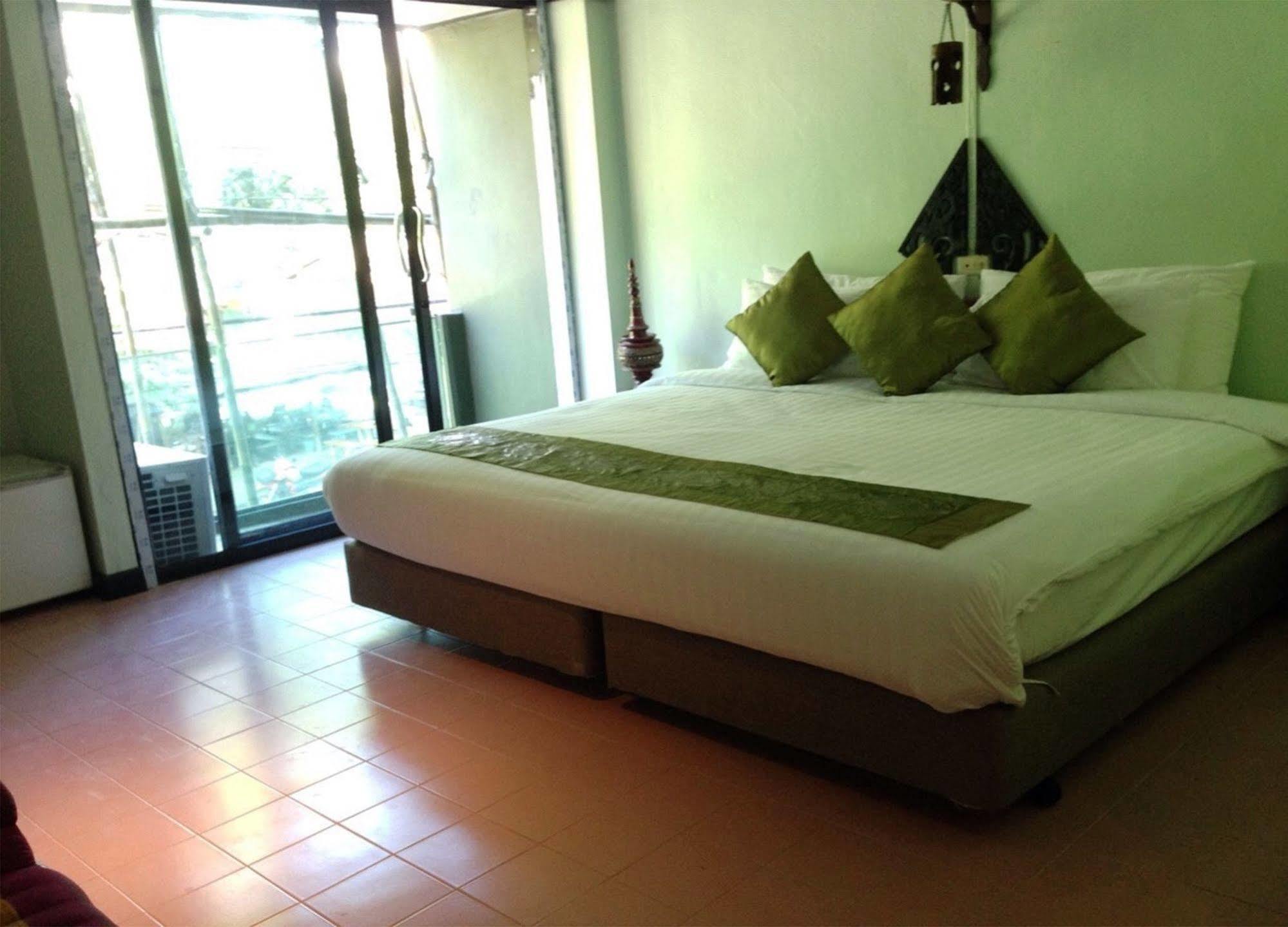 A 1 3* Chiang Saen