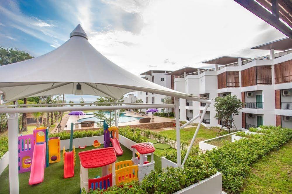 Saint Tropez Hotel Chao Lao Beach