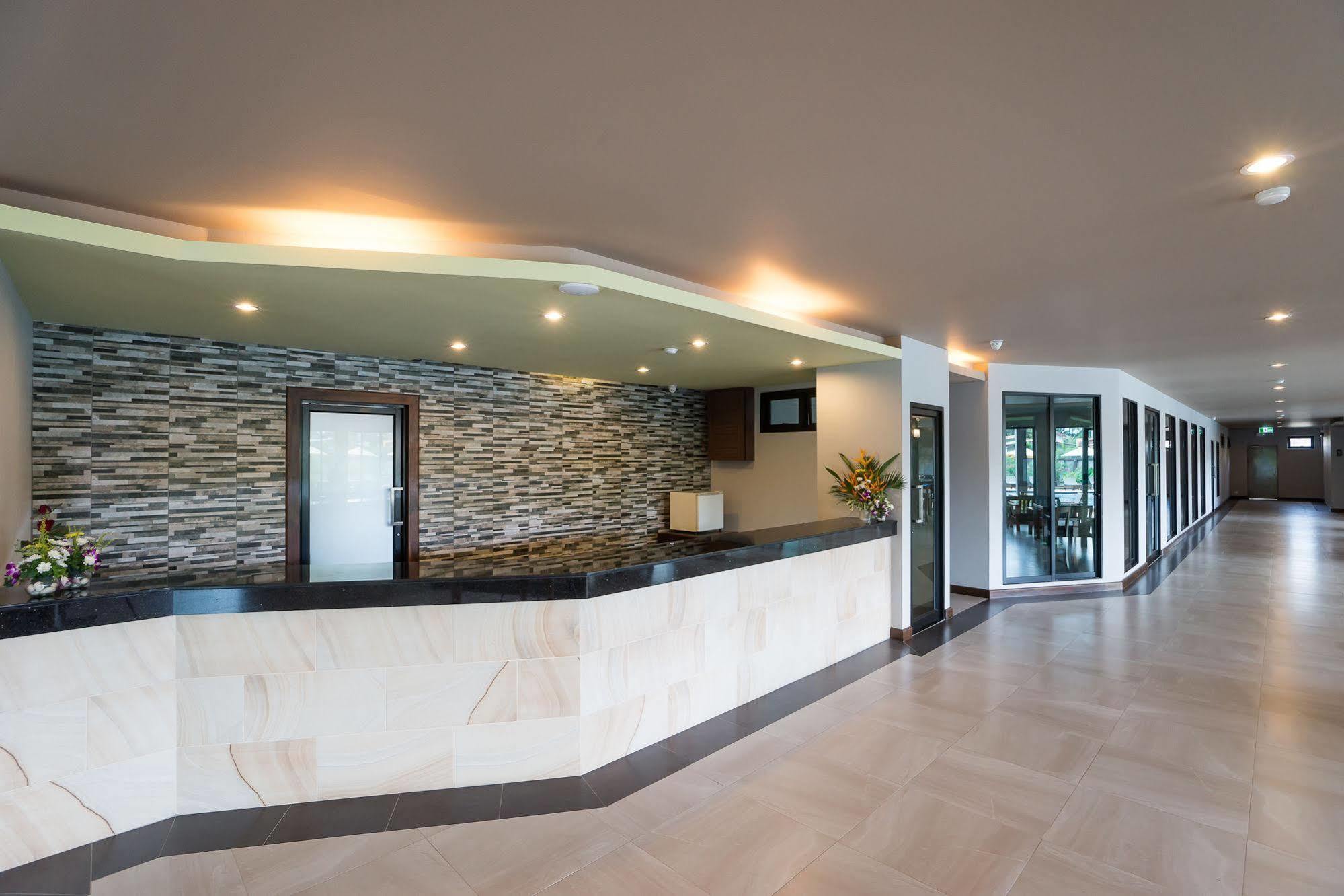 Savotel 3* Na Chom Thian