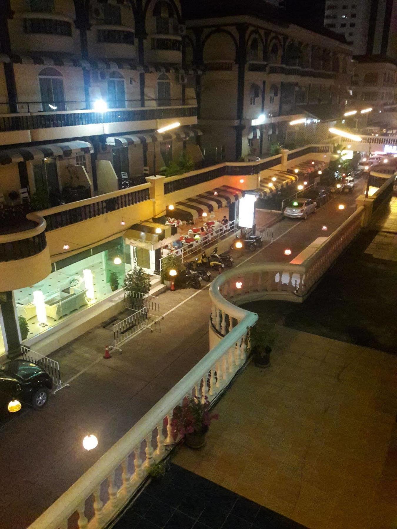 Key Bar And Casa de hóspedes Pattaya