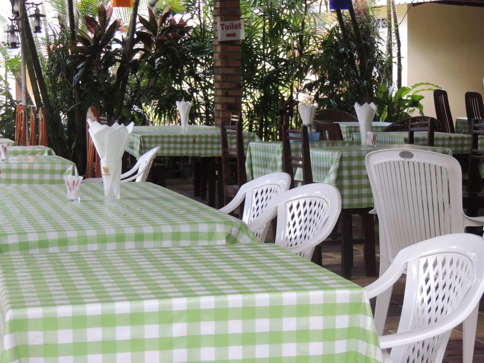 Khaolak Grand Hotel 3*