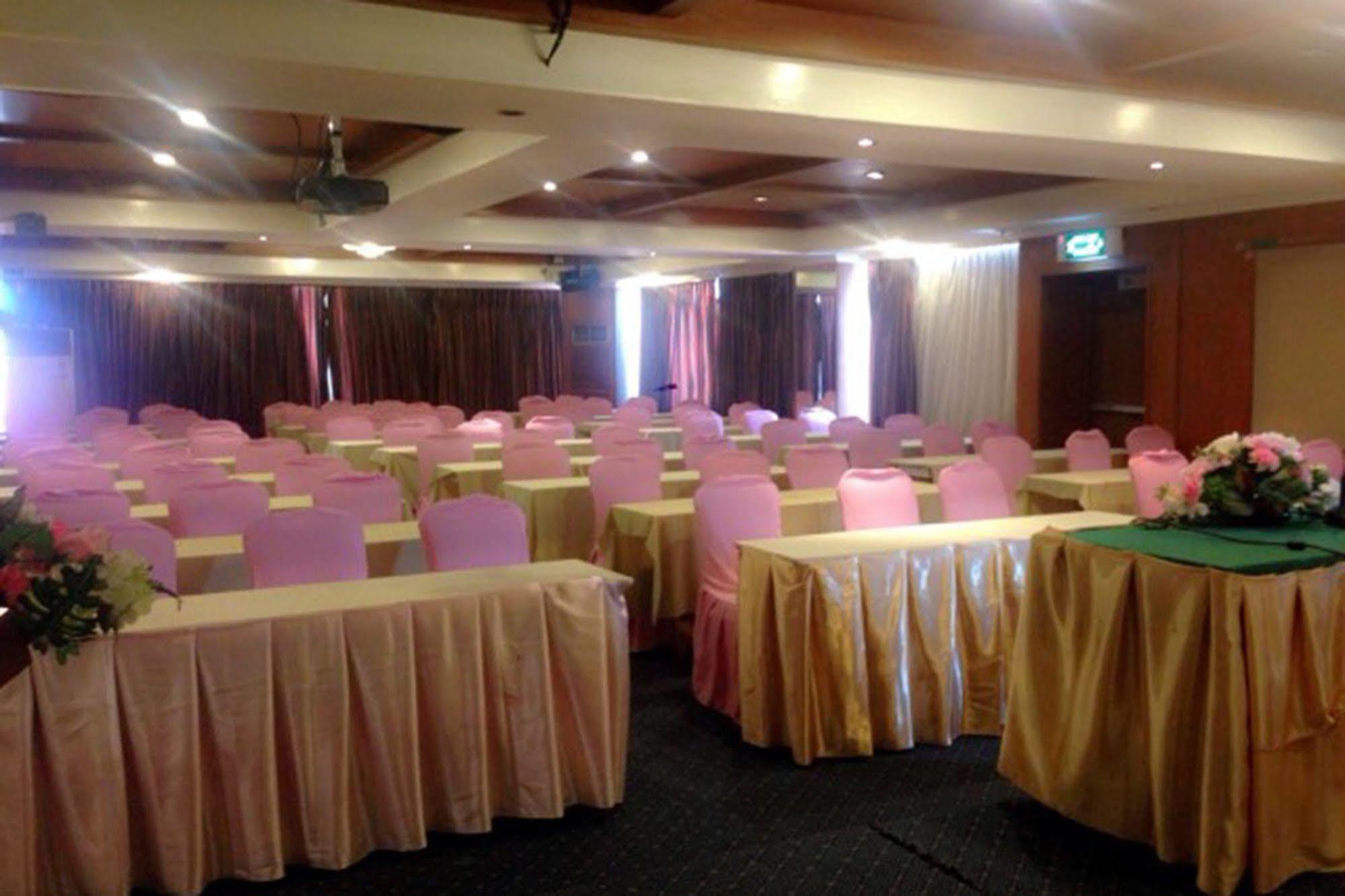 Palace Hotel Nonthaburi