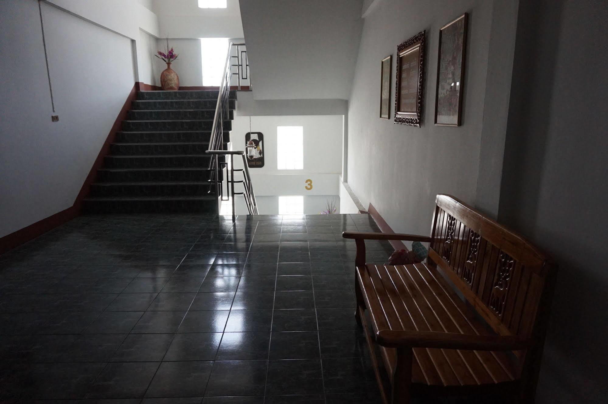 Mono Place Inn