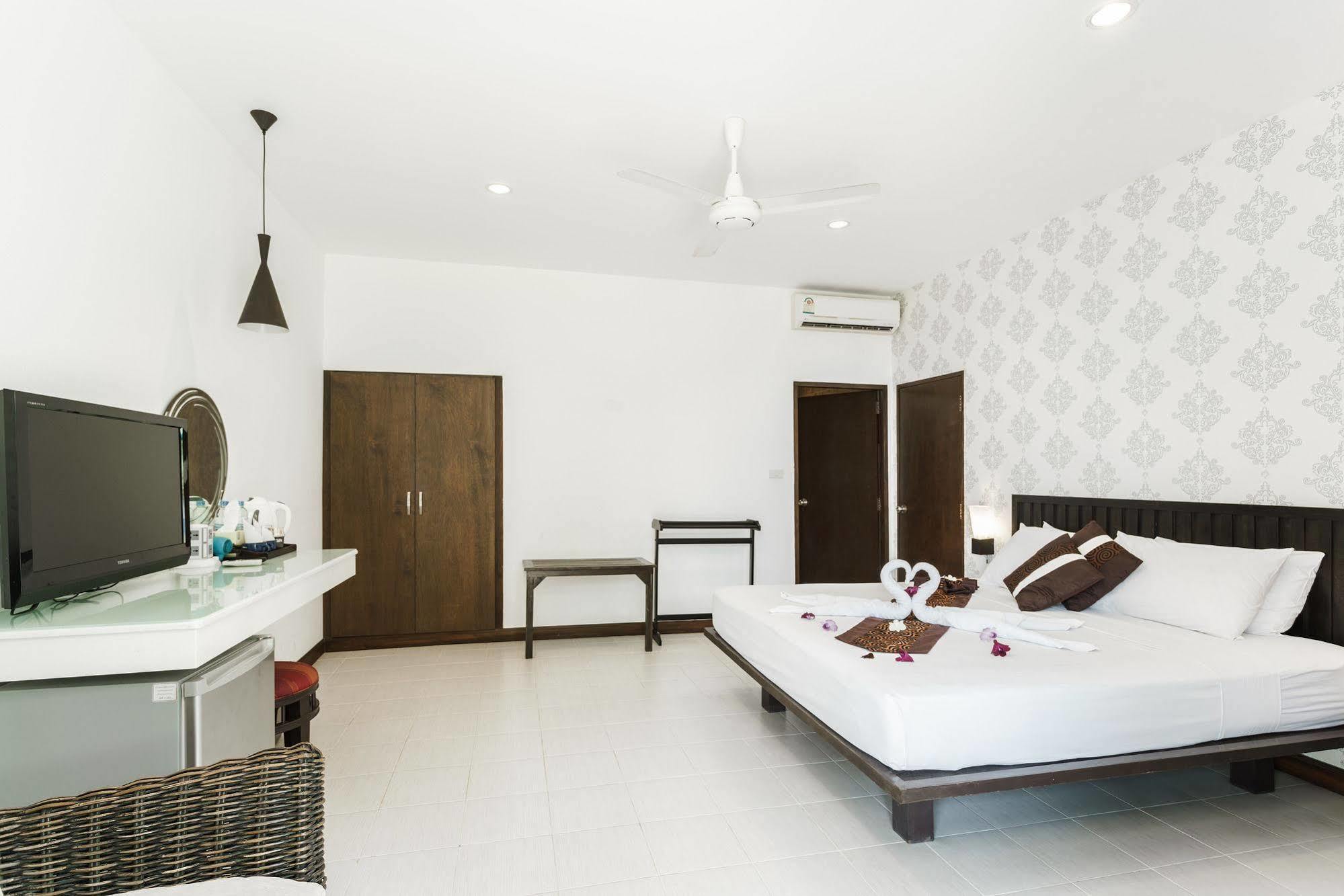 Samui Pier 2 Beds Hotel