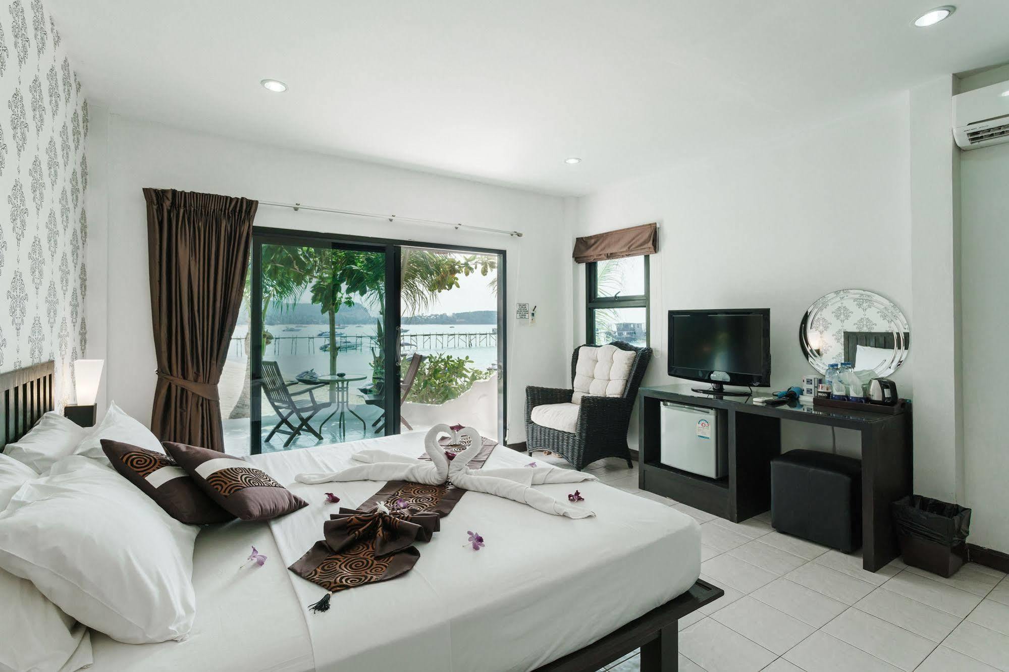 Samui Pier 2 Beds Koh Samui