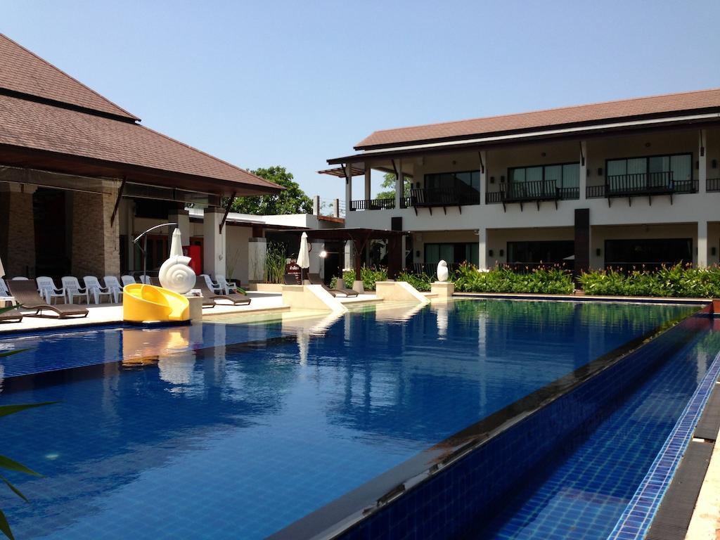 Hotel Naraya Riverside Surat Thani