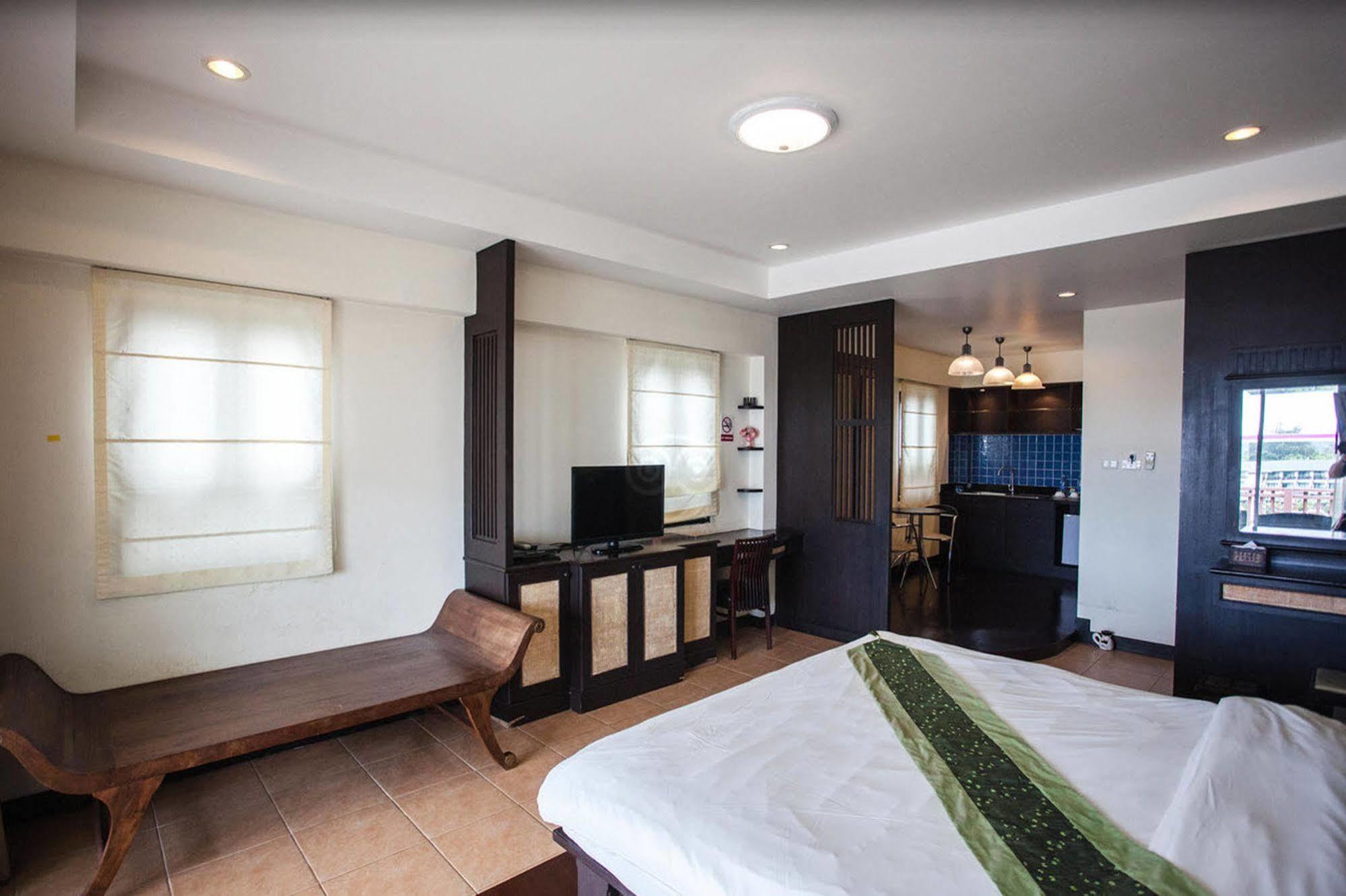 Royal Nakara Resort