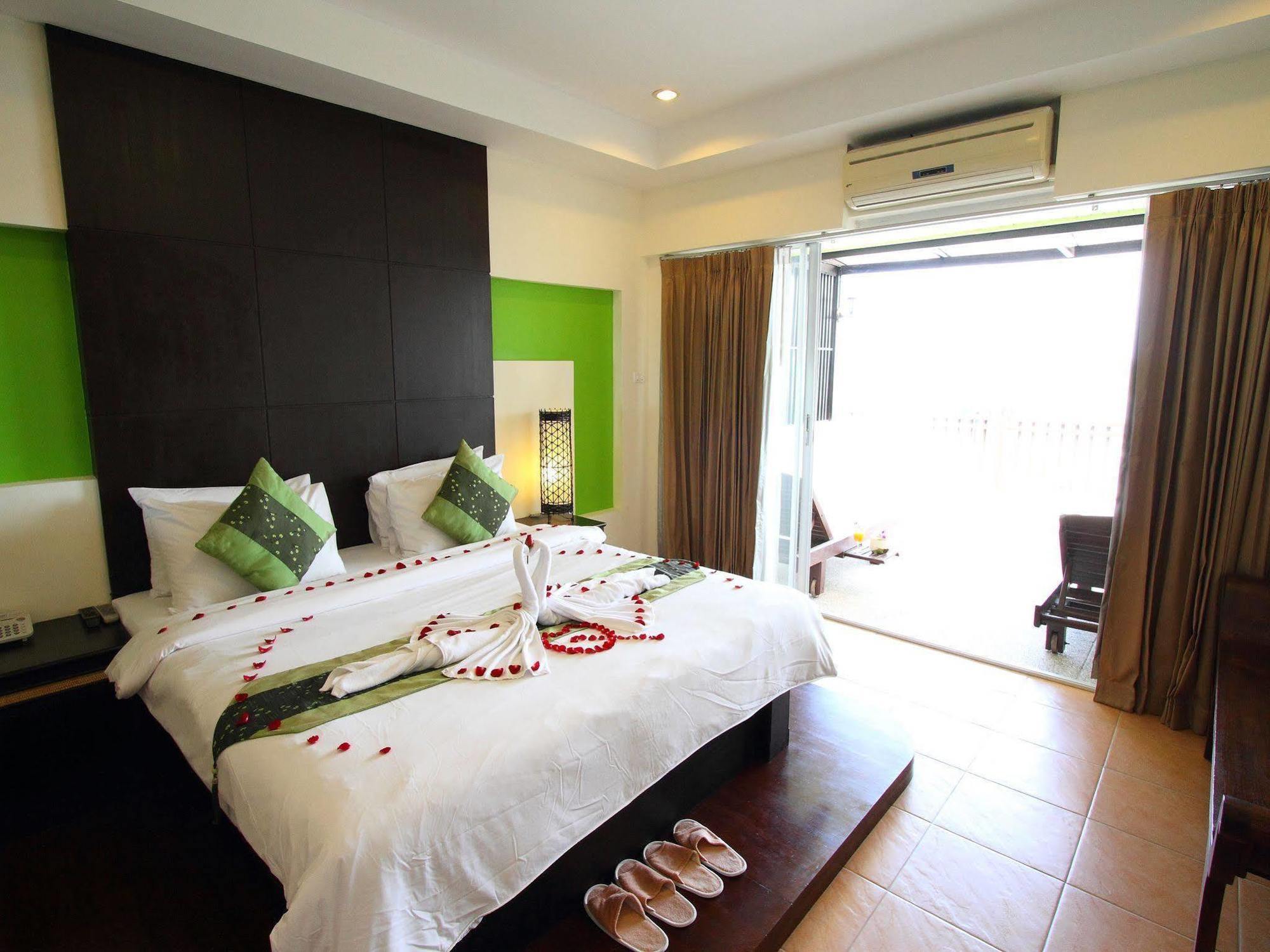 Royal Nakara Resort 3*