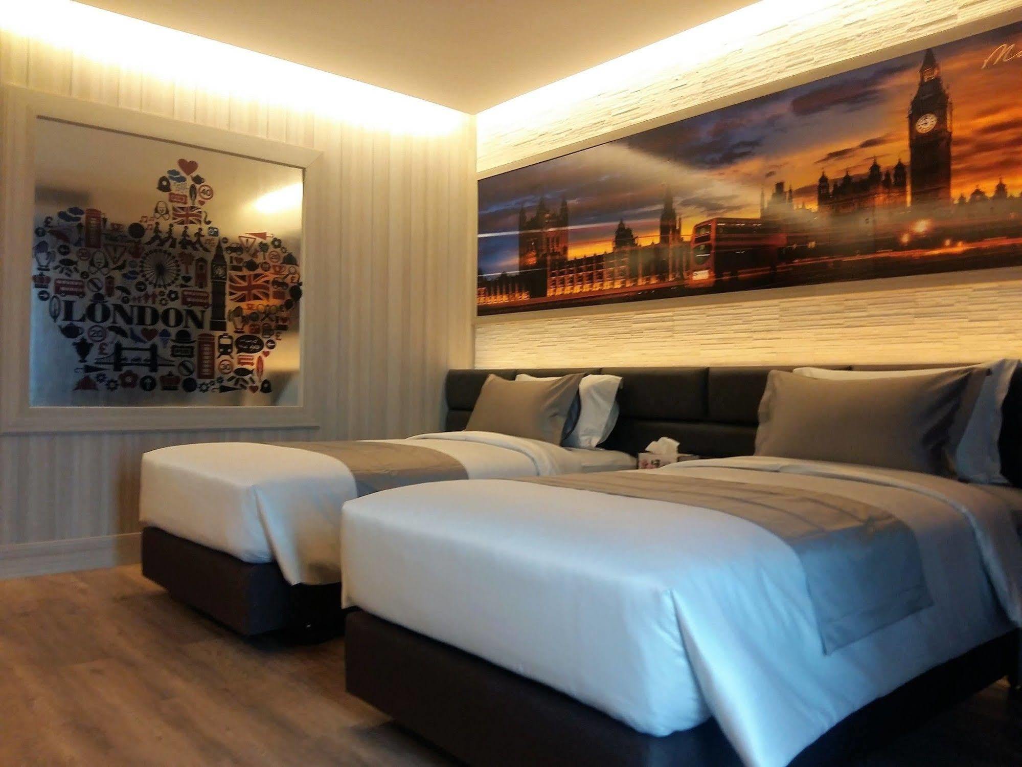 Maleewana & Hotel 3*