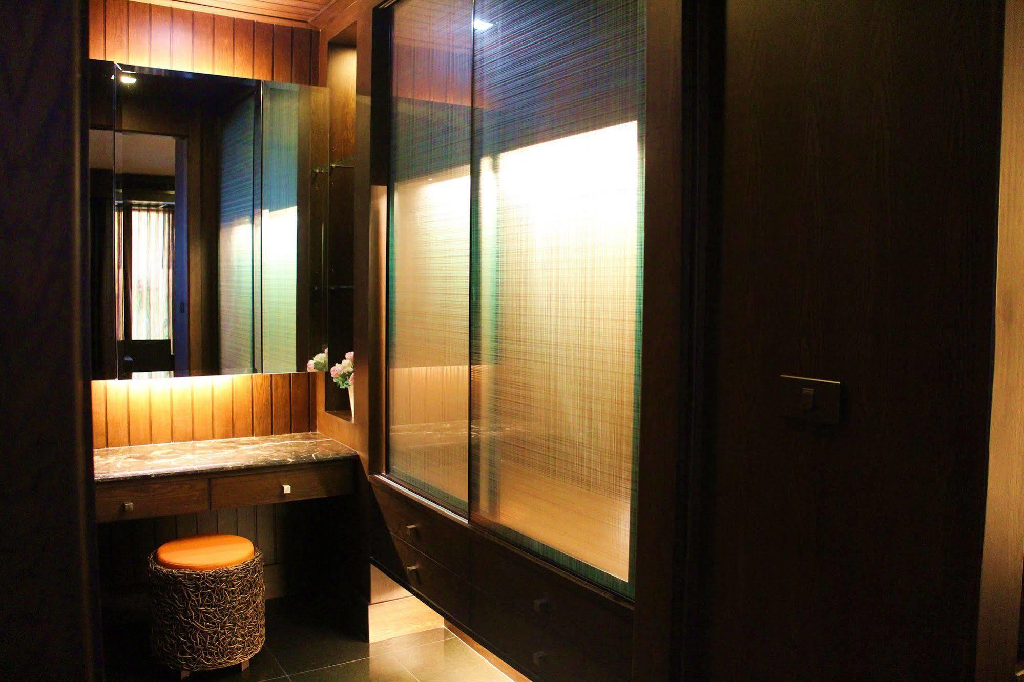 Hotel Maleewana &