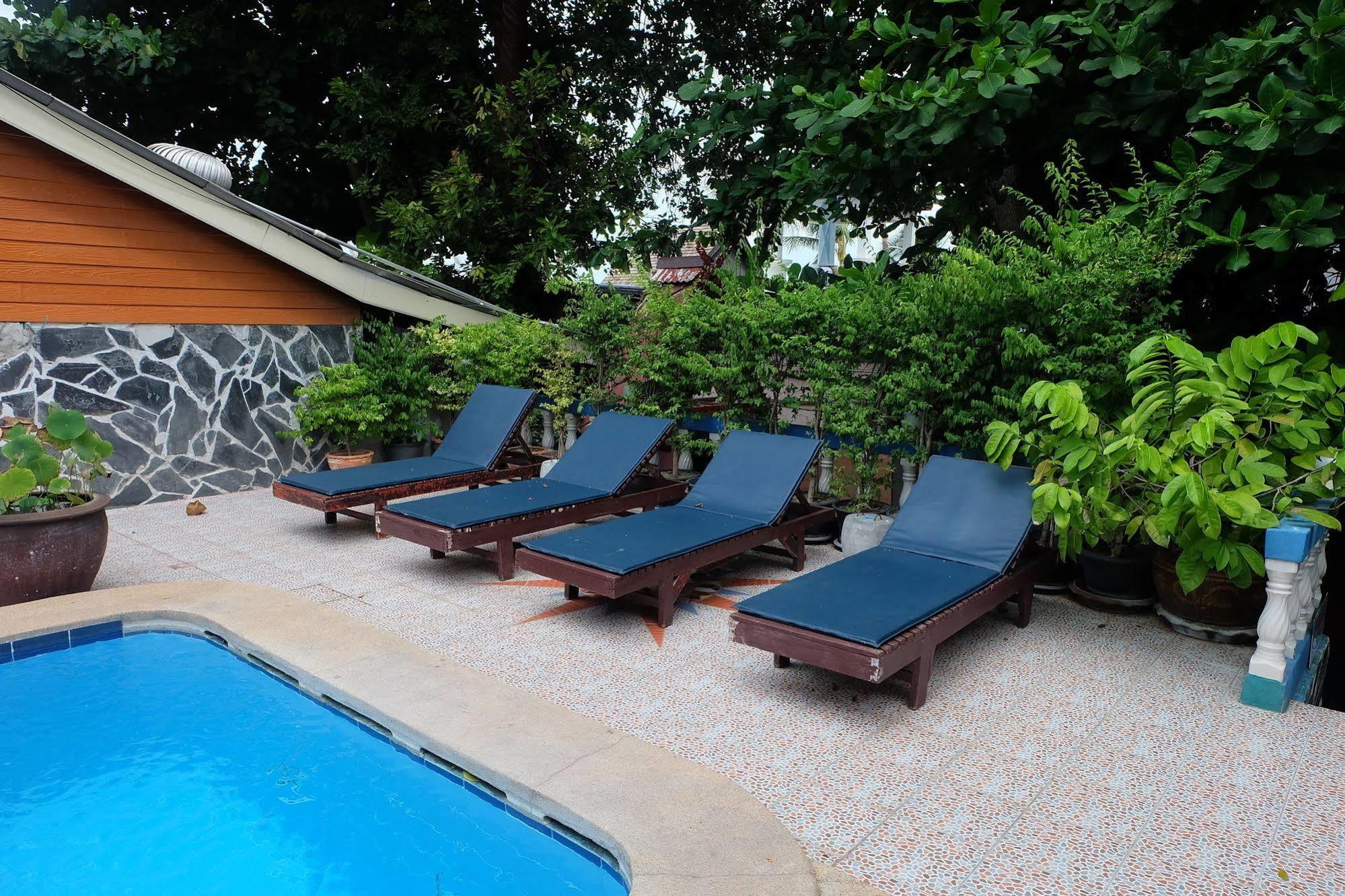 Hotel Relax